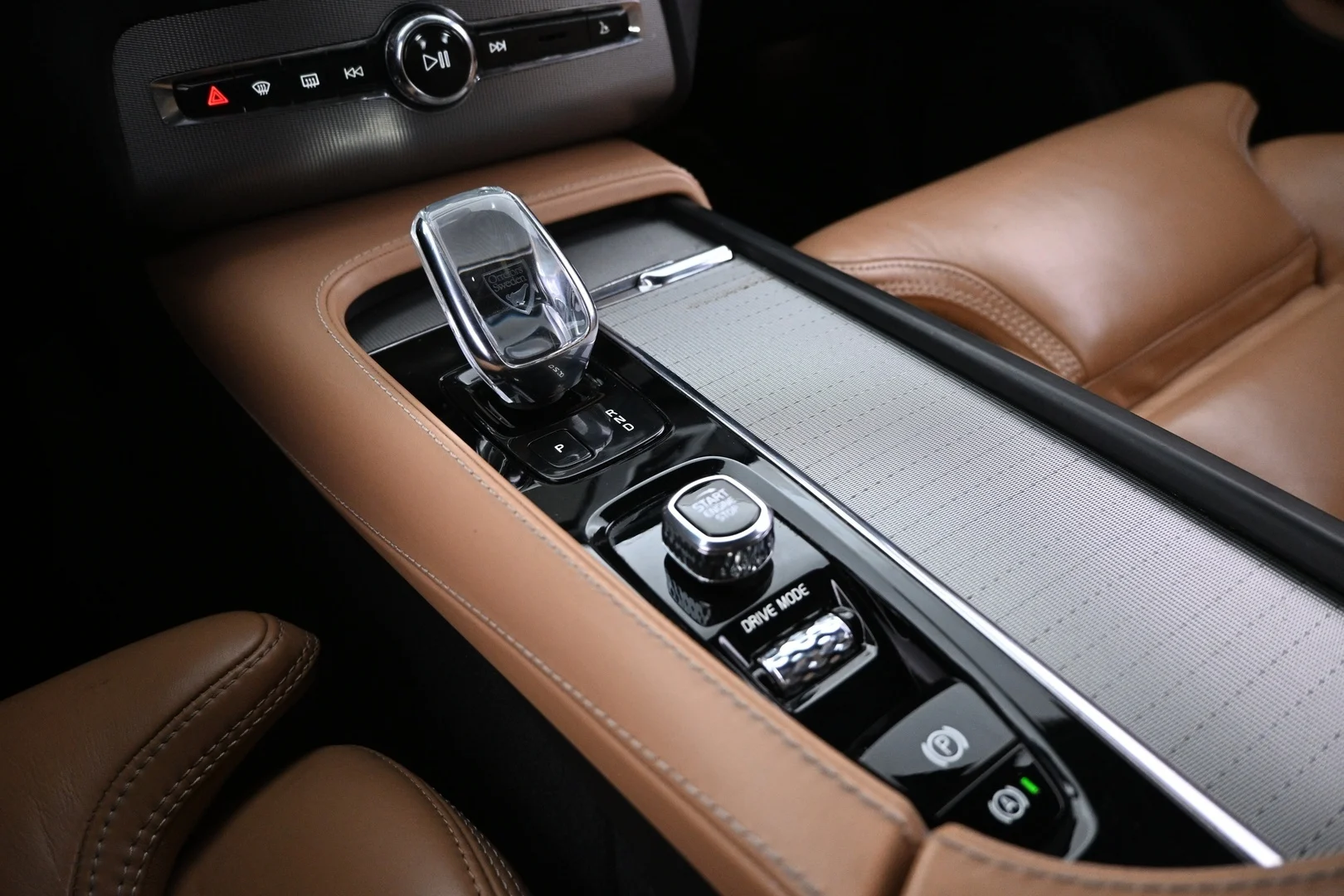 Car Image - MrbybAYN1C3dNCPtg45Rp