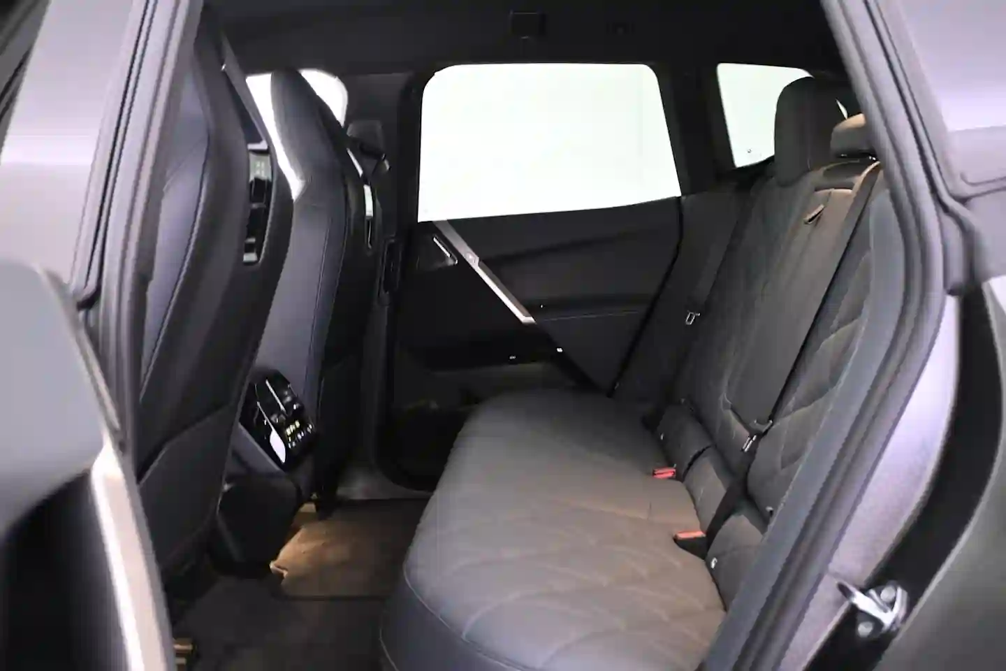 Car Image - 7rTJUAMaGug6jTm3Lm6Vto