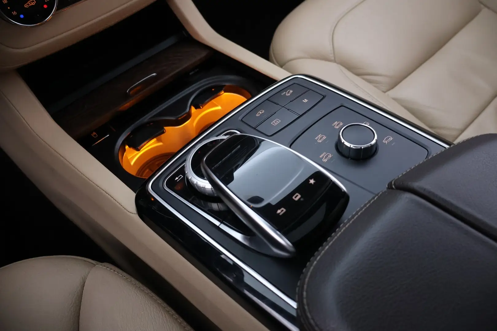 Car Image - 720qEPsioSXL3mrOdFWps9