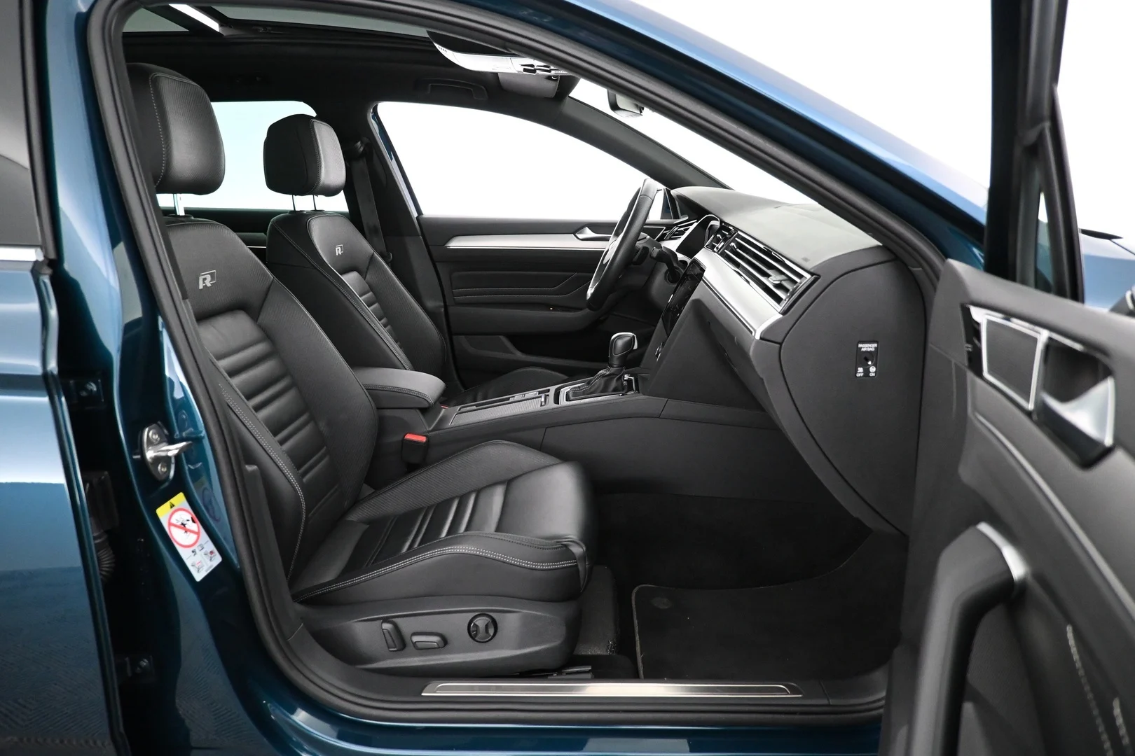 Car Image - 3tgGjujxUyQCeh6MiGZqm3