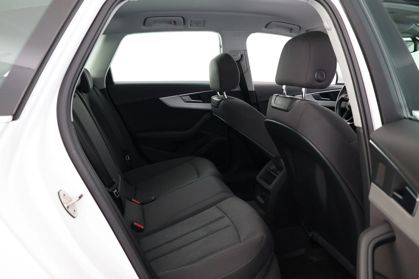 Car Image - 4zkq74FvQ6mAO3NXJvjcqU