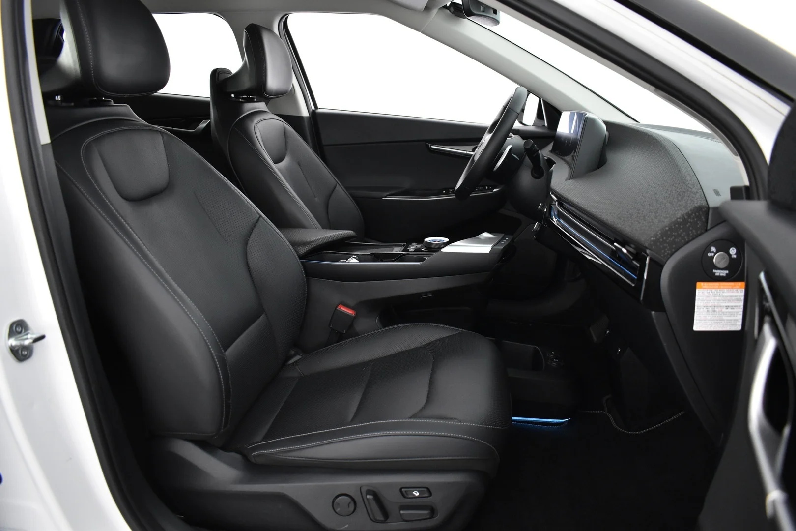 Car Image - 2VW3aPDBCmZc1B8tns5rHx