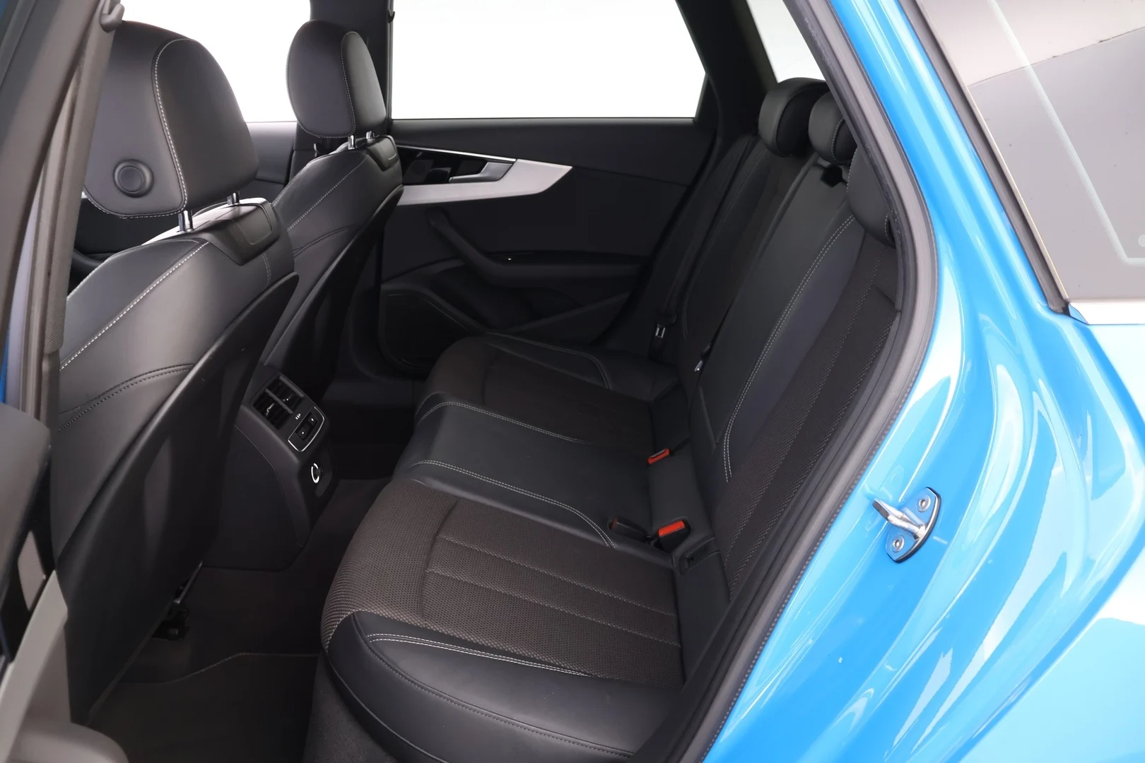 Car Image - 7kuD5DtCrDcIbzlwBNrxSG