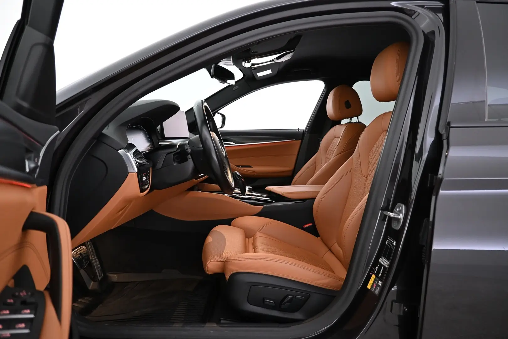 Car Image - 6nFhieAhLwCGrdiRTGHLbC