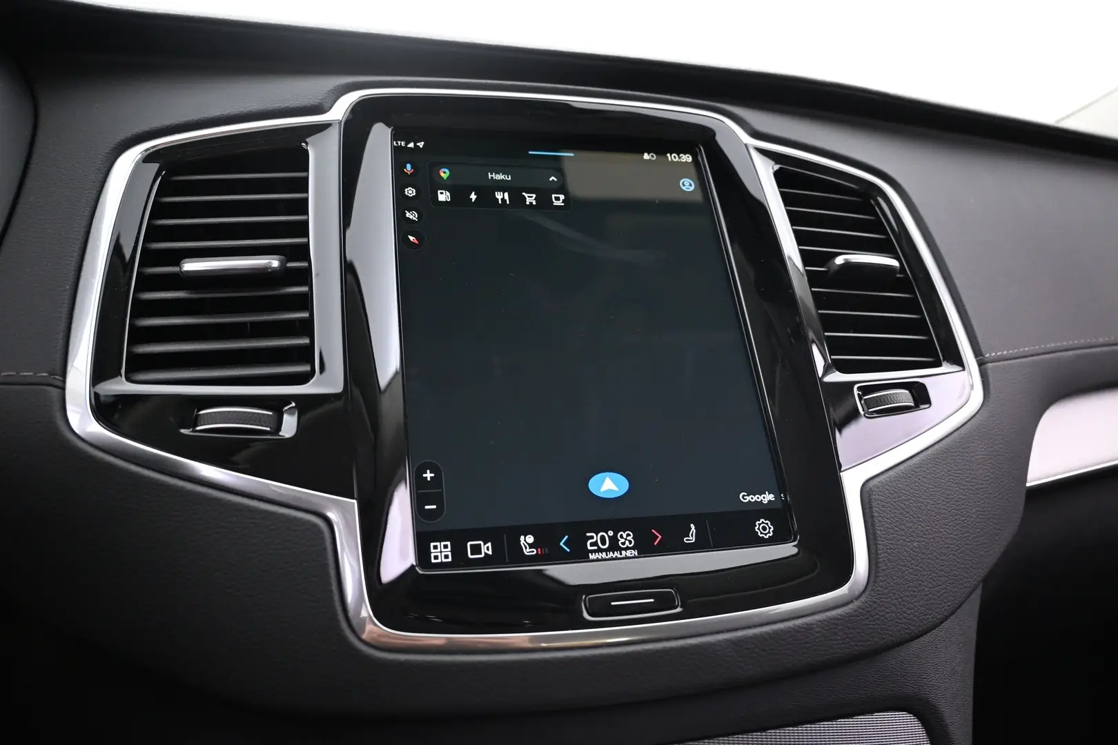 Car Image - 6o8AC9tRXoV5hGoi2MLqc9