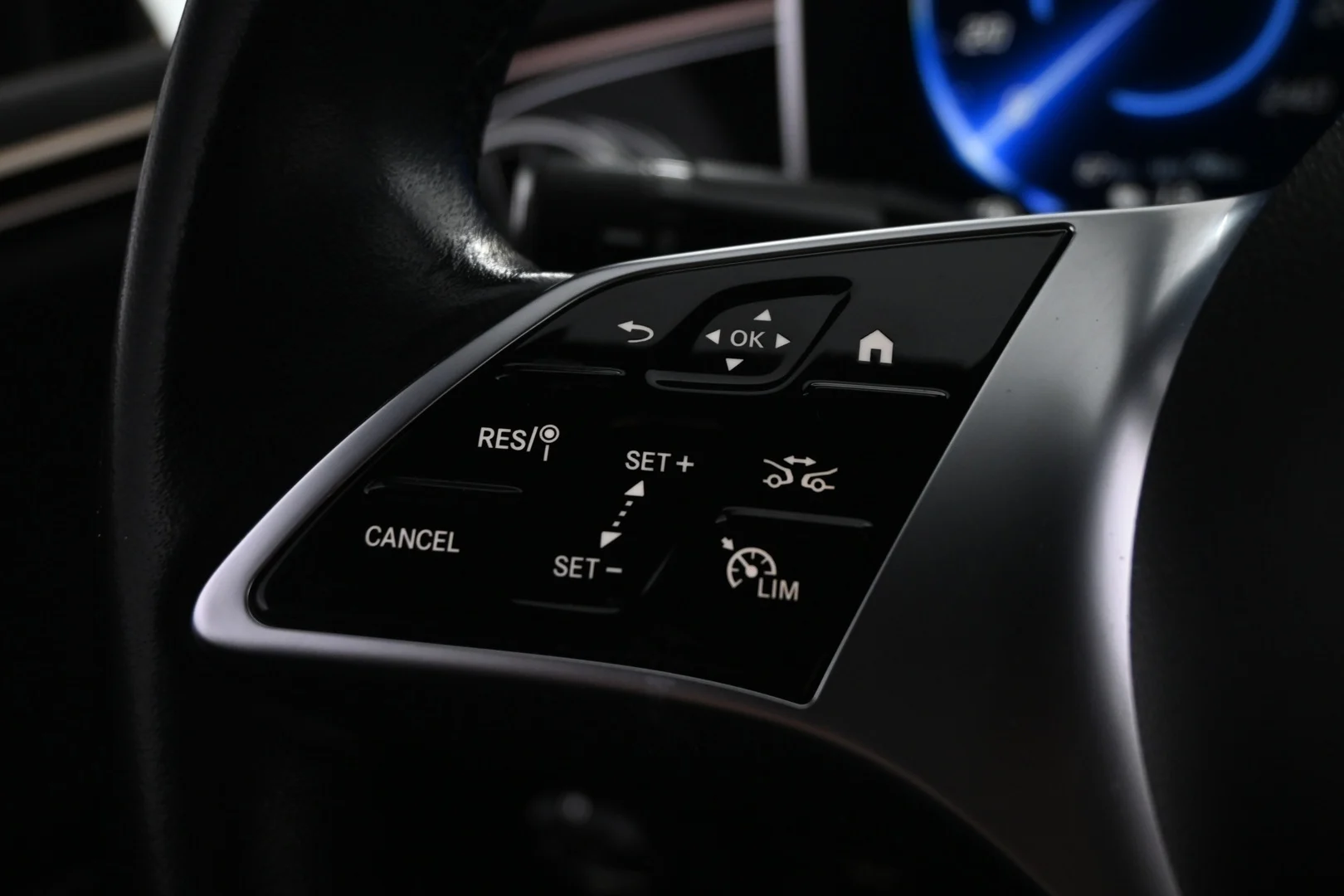 Car Image - vvV9lfCXcWI4wRsFN7Plo