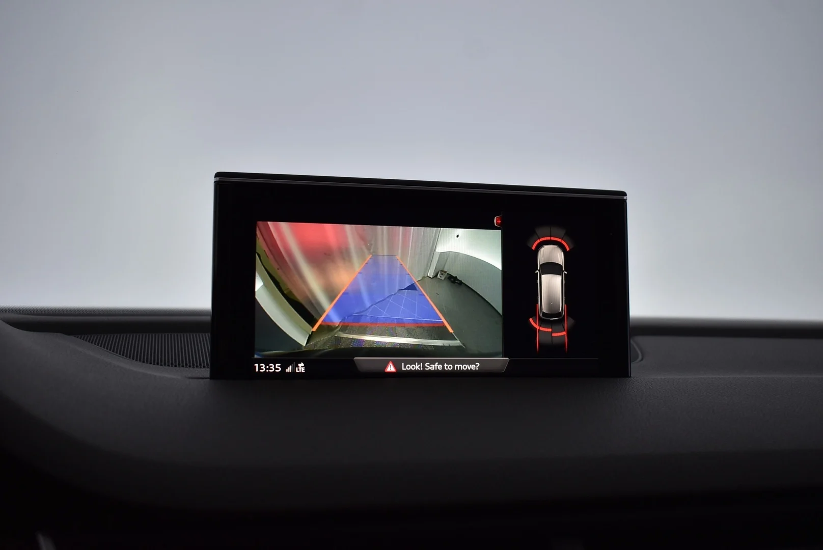 Car Image - 5I8GoADA6Mkjf5BCD6We8O