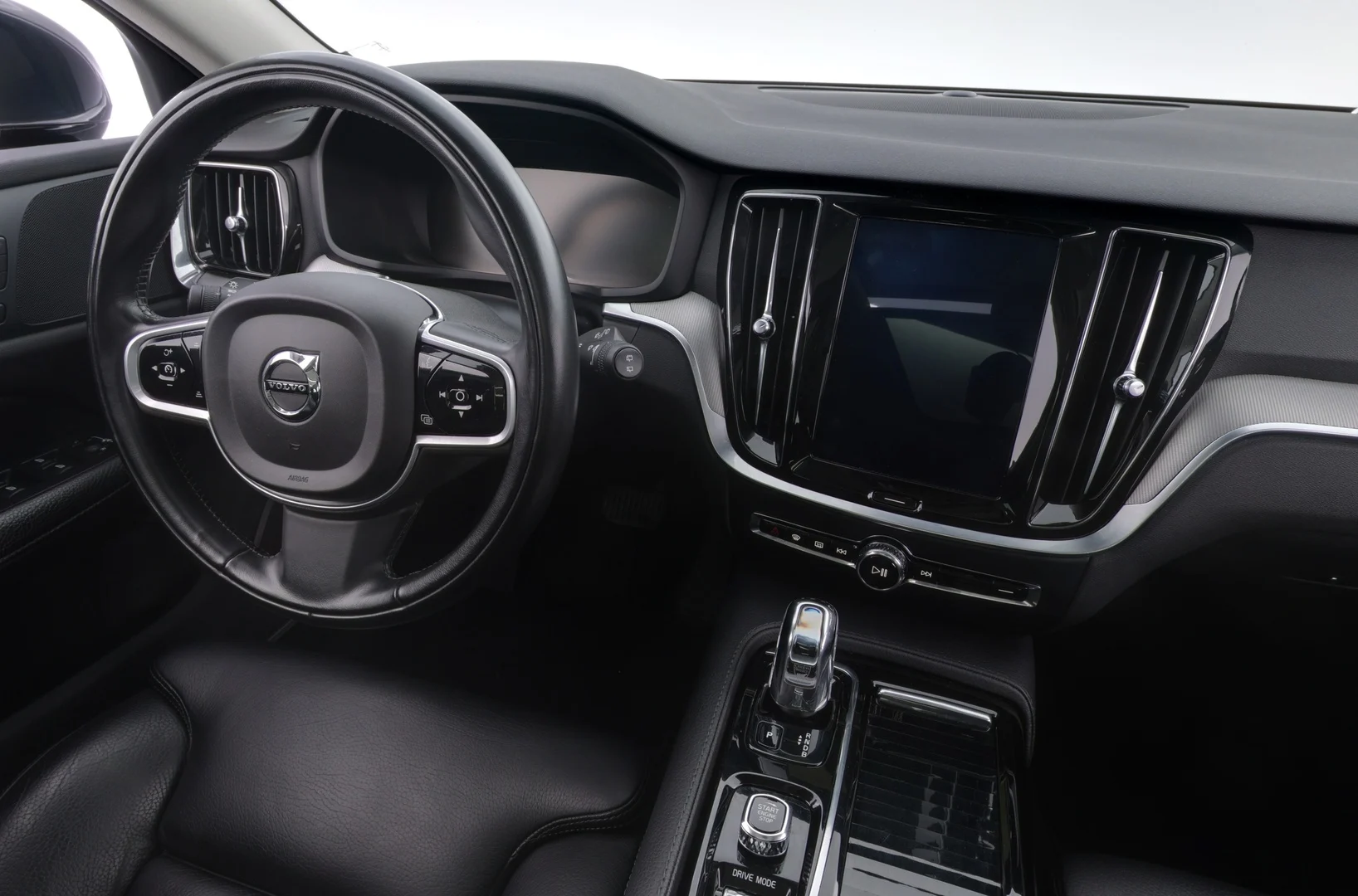 Car Image - 6oaWxw5sNogASiD0FxAfGR