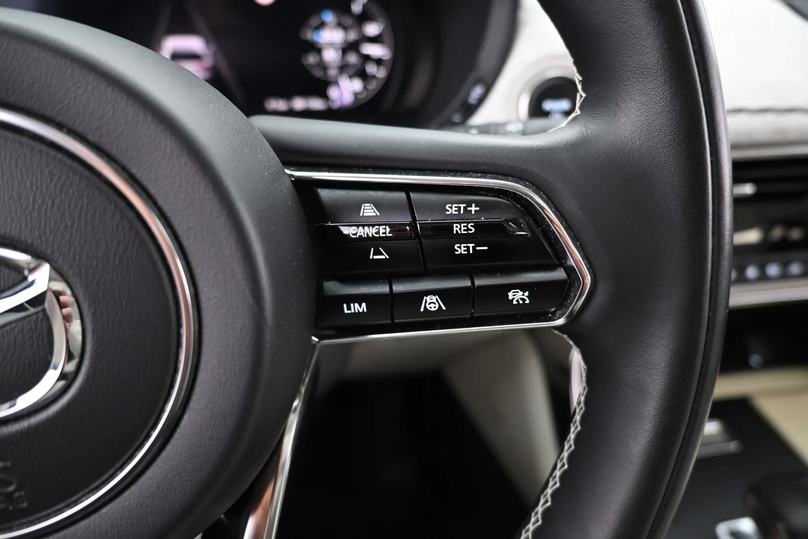 Car Image - 2qs86deFWl0ogWfD00aW7D