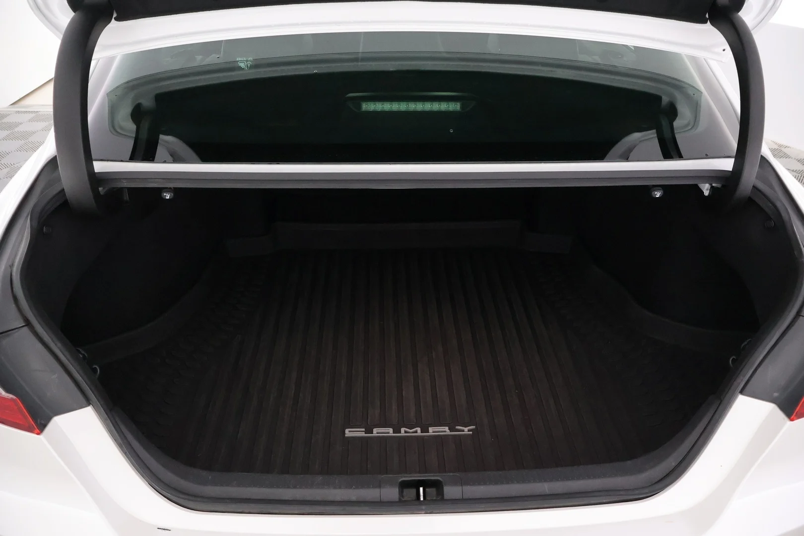 Car Image - 6AvWSdzyuTszrPgESktMIo