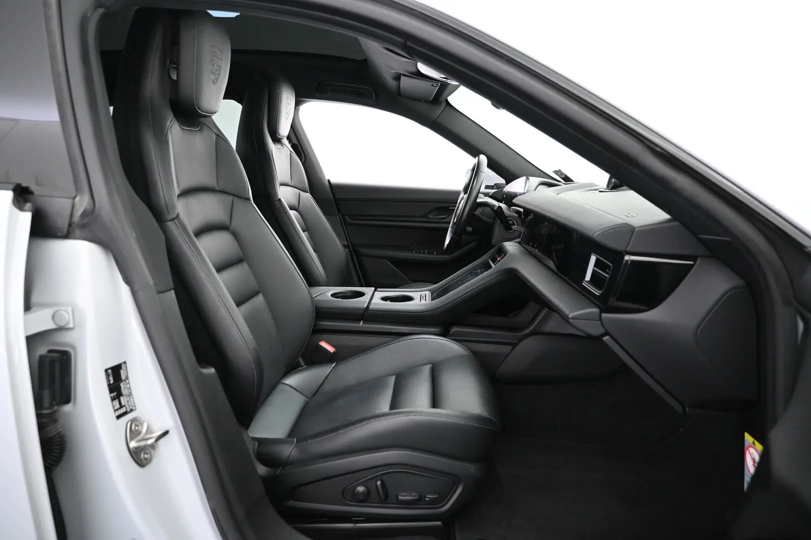 Car Image - 5P6pPpP8TvHTZp5pgV672S