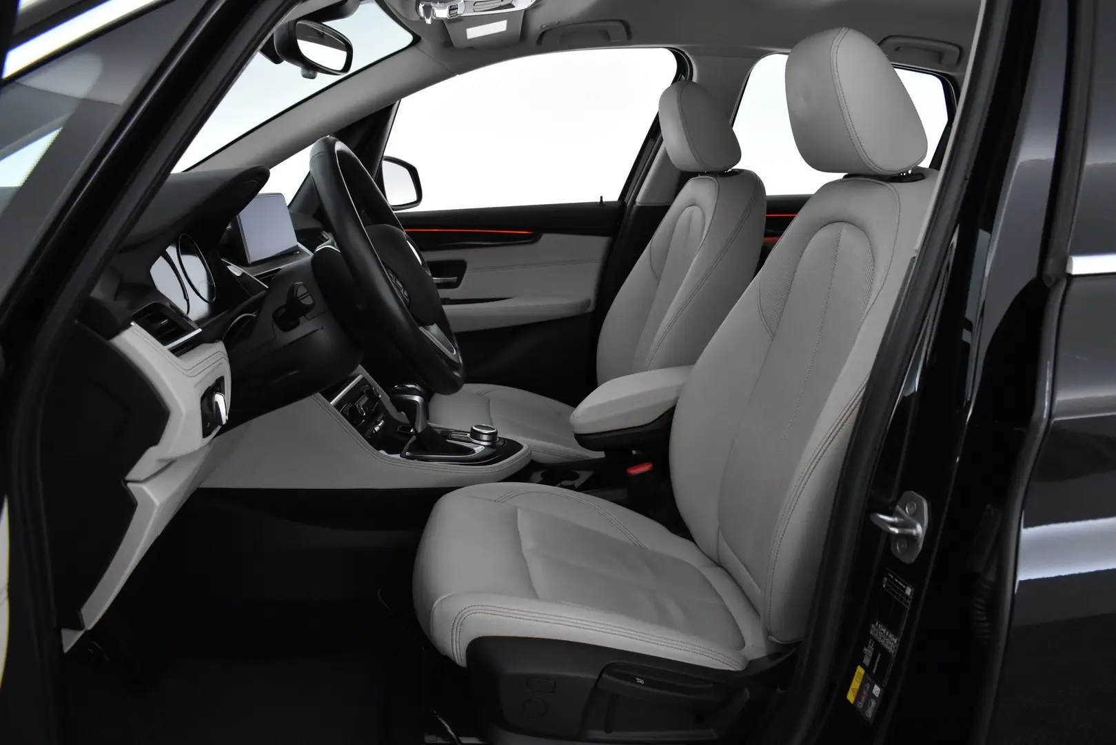 Car Image - 1jF1SrMTVBGobDWEWvVhKE
