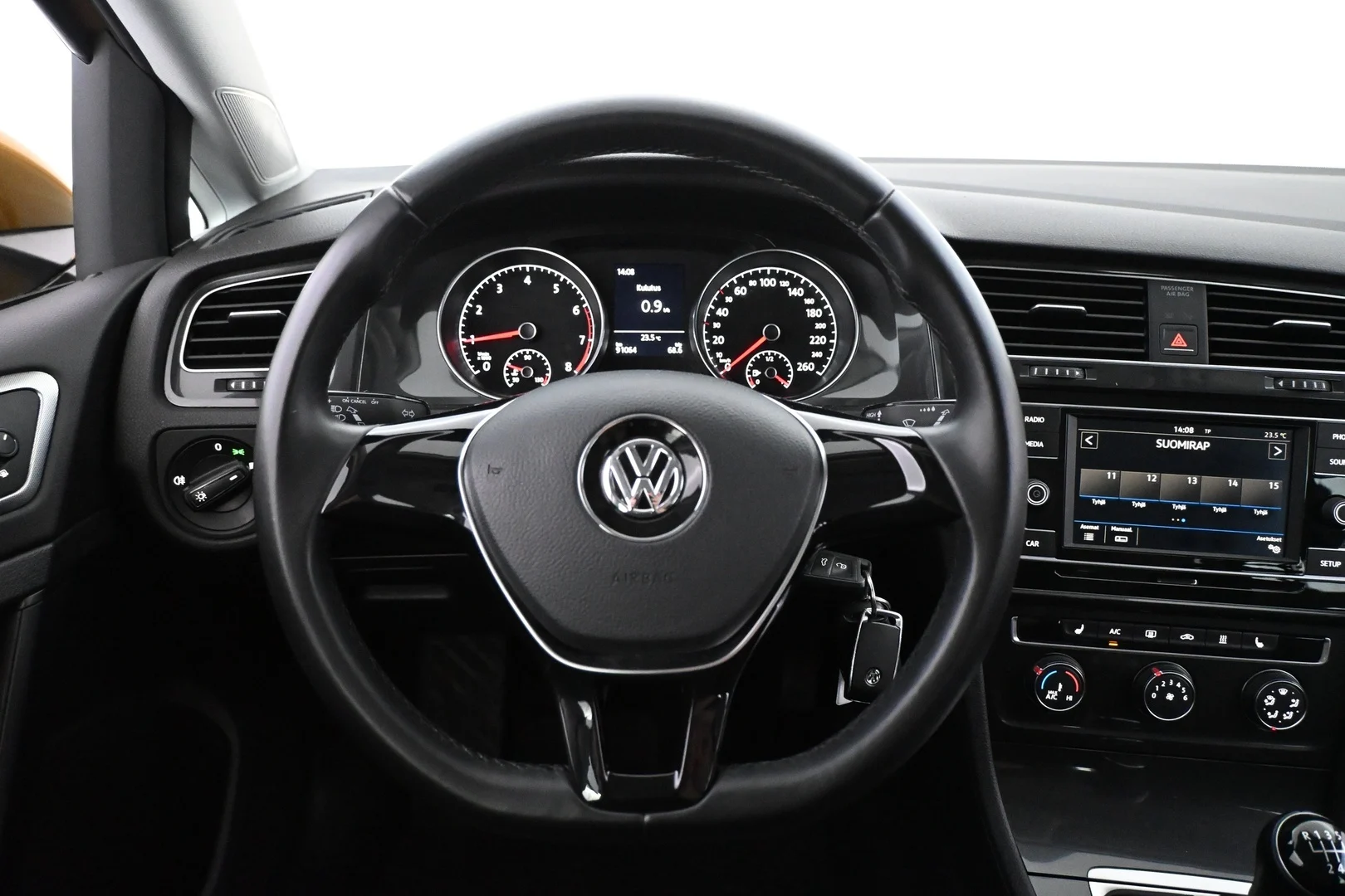 Car Image - 4LzmekYfVATaCFM9r6s4CZ