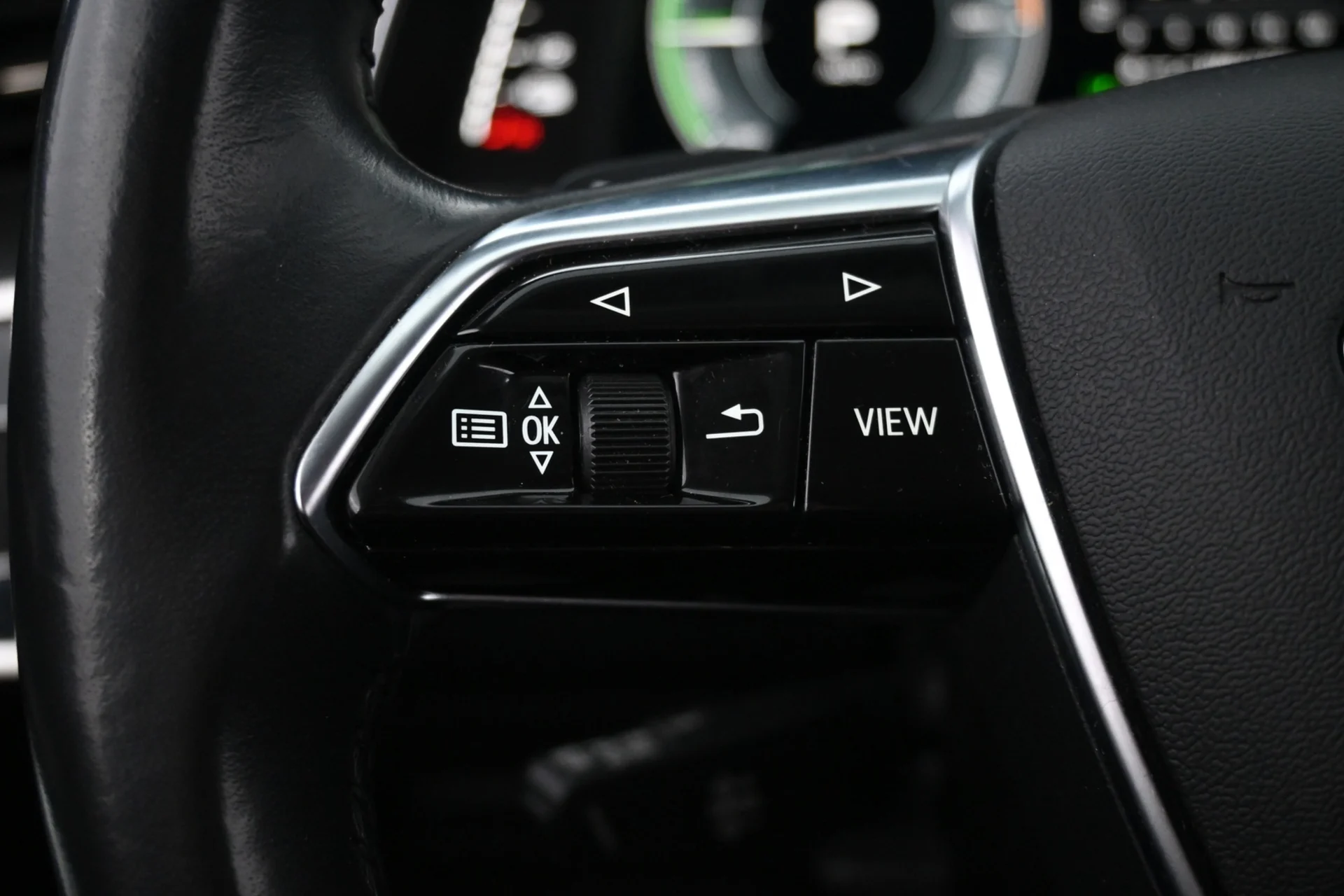 Car Image - 2Ja9MF9x5QJOfOWGbLtH7I