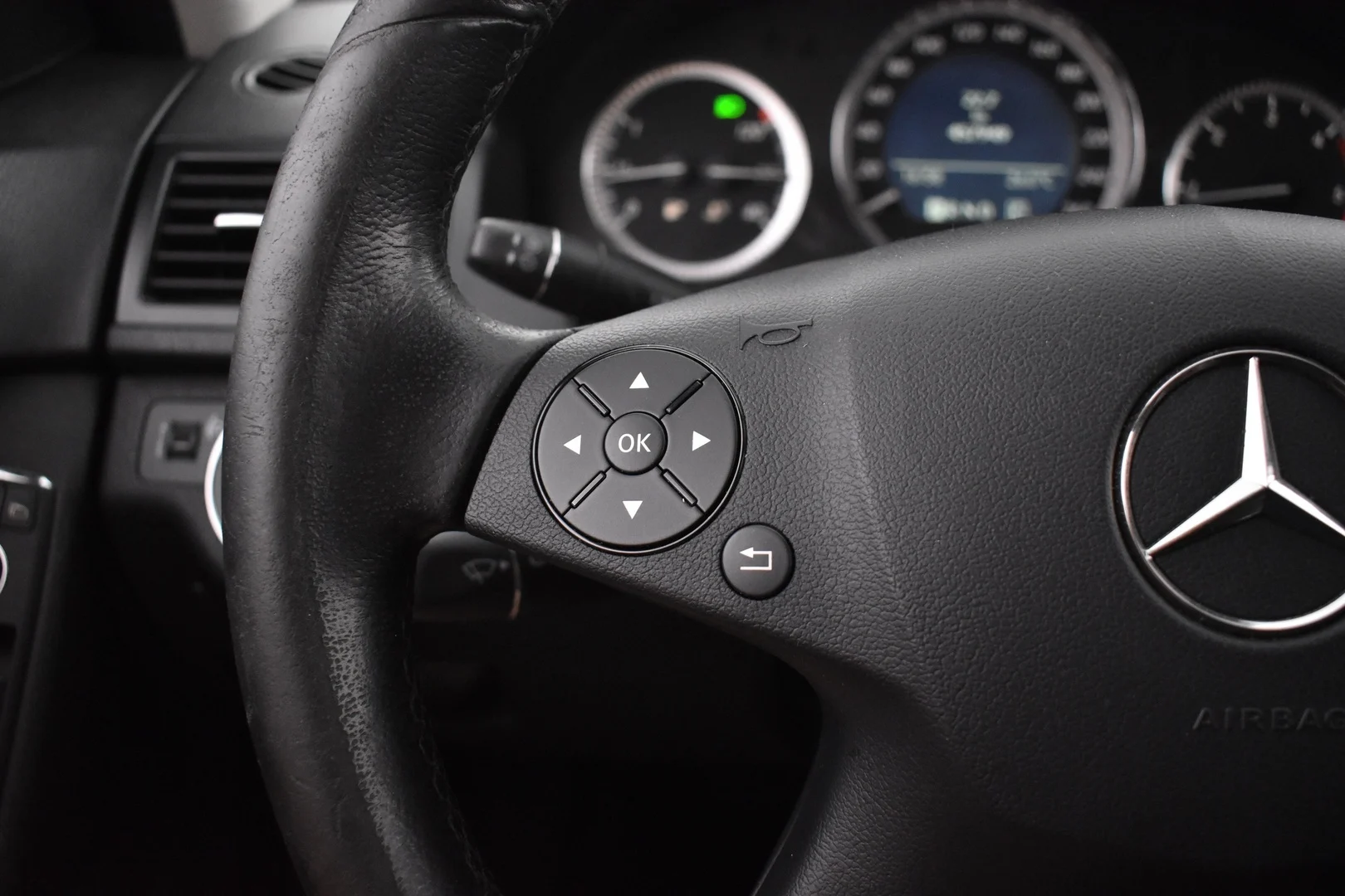 Car Image - 6IMAgMct1mv2Vaqr2ewJh7