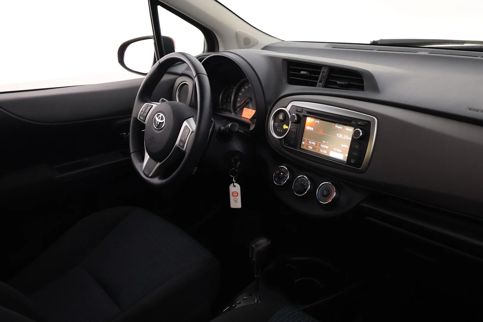 Car Image - 62dRNP6DgMALLo270ZFl3e