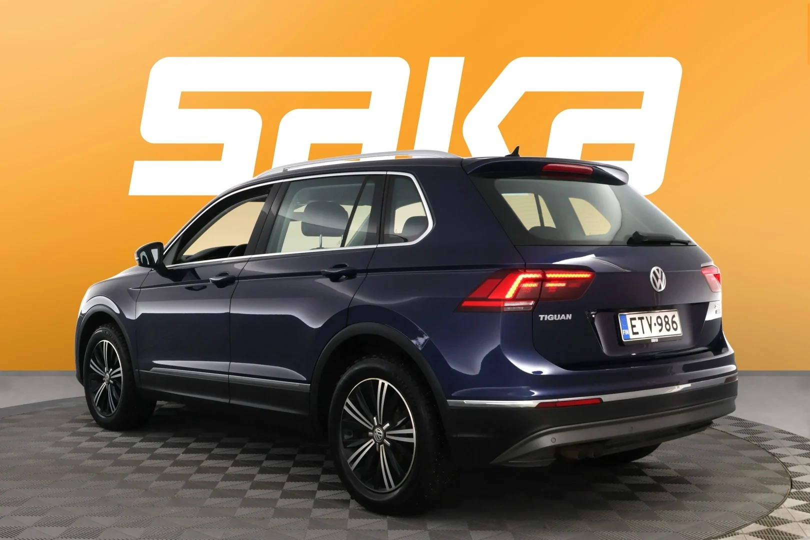 Car Image - 4QMIedHFe9Wum9YnjI5J9G