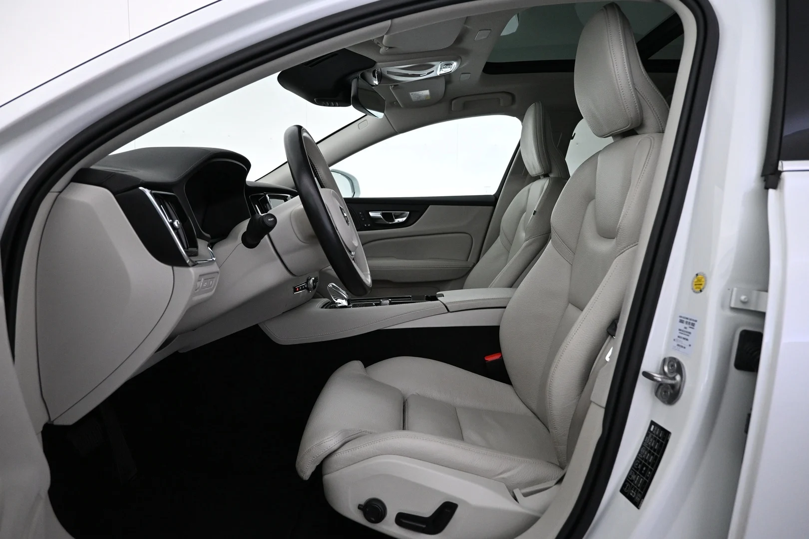 Car Image - 48oQx7yFVGD7RZGl1OiQev