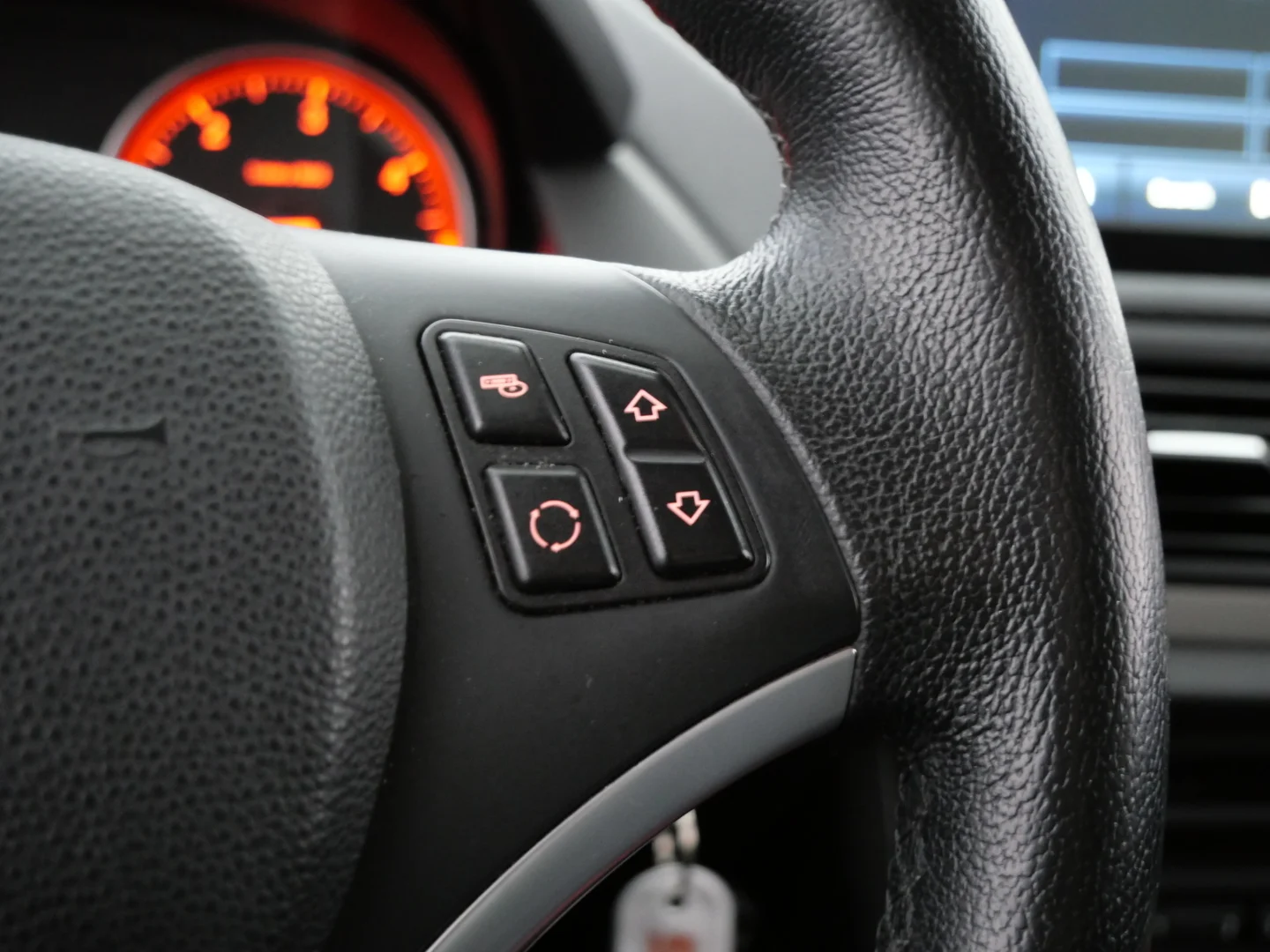 Car Image - hRLoKC4JnngEONFPYkLHC