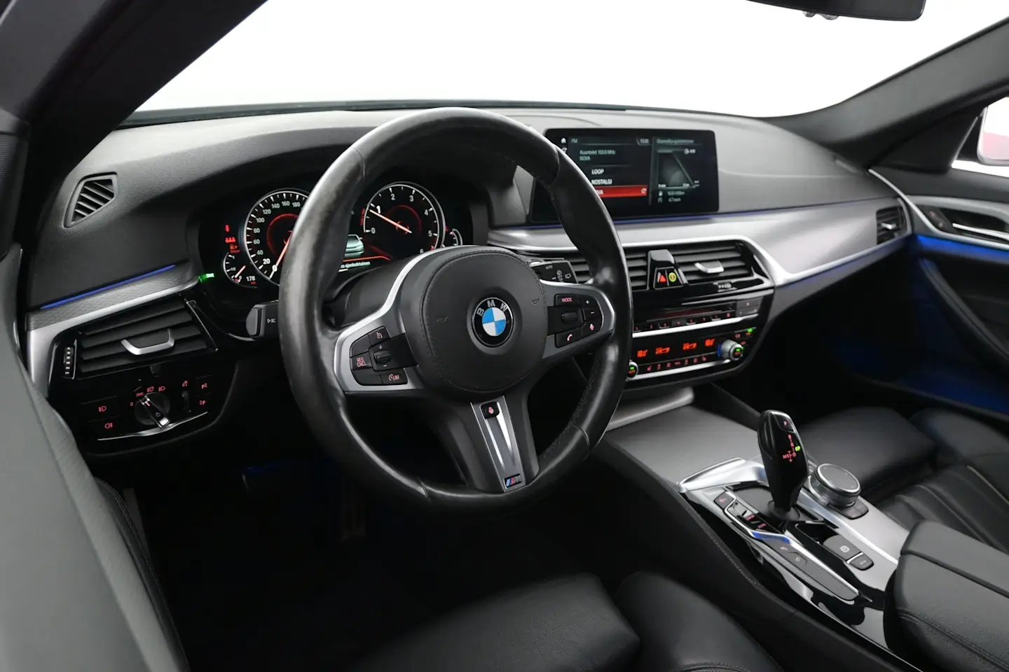 Car Image - 2cstSpAzBwdTJZjz5NxGnB