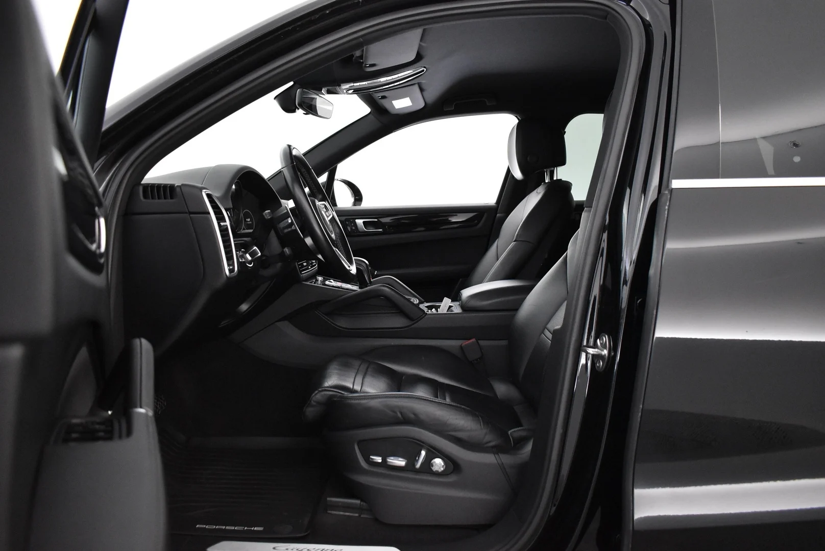 Car Image - OFViQaBzb7KNjGehXVQHg
