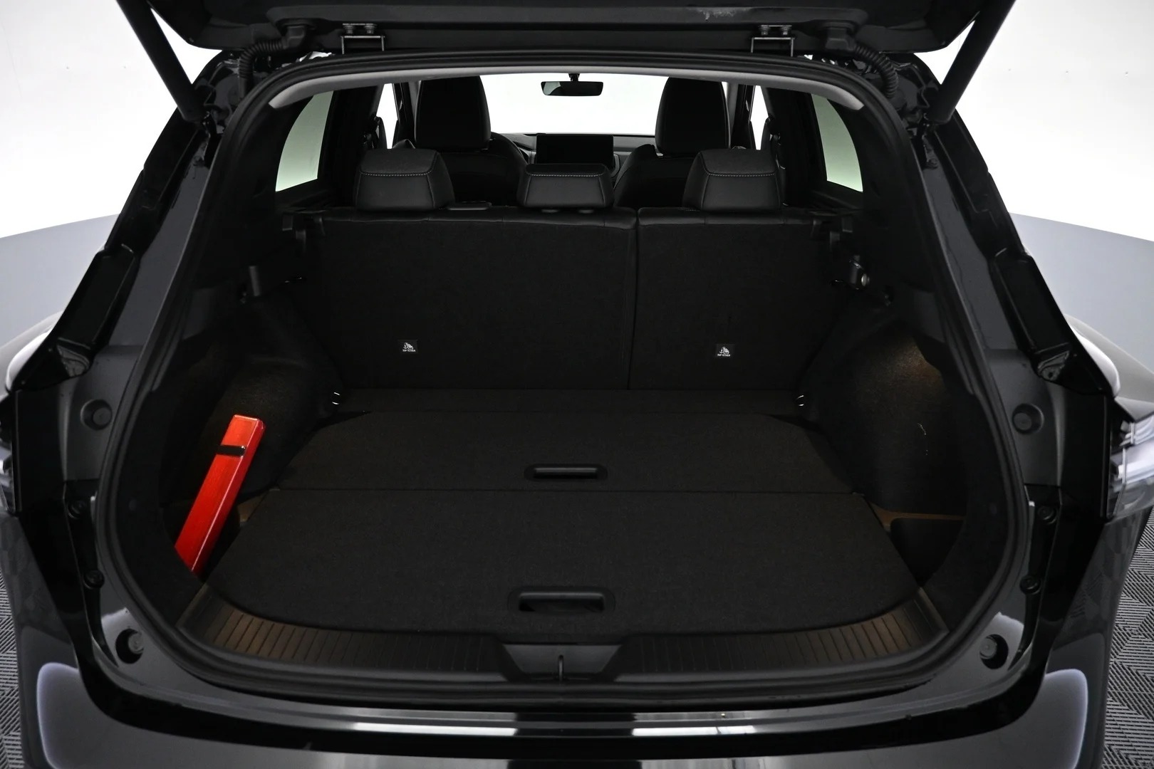 Car Image - 56DvRfIQn27JwY1MpE7hae