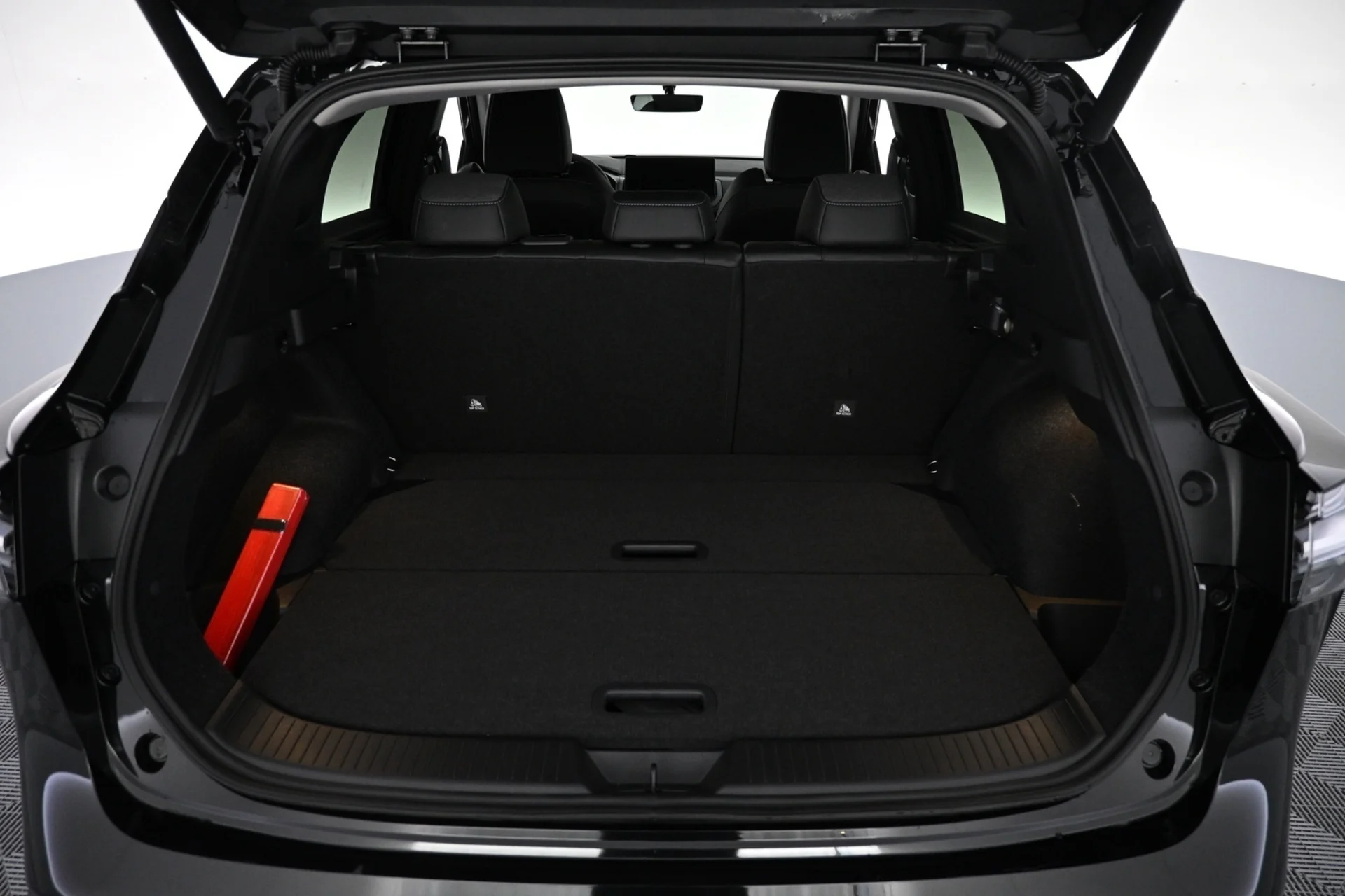 Car Image - 56DvRfIQn27JwY1MpE7hae