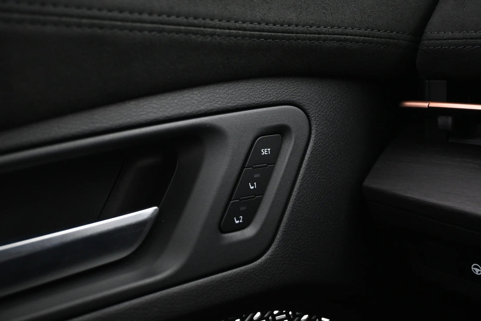 Car Image - 6DFXnV5ZosA8ZgQ8udY5Gt