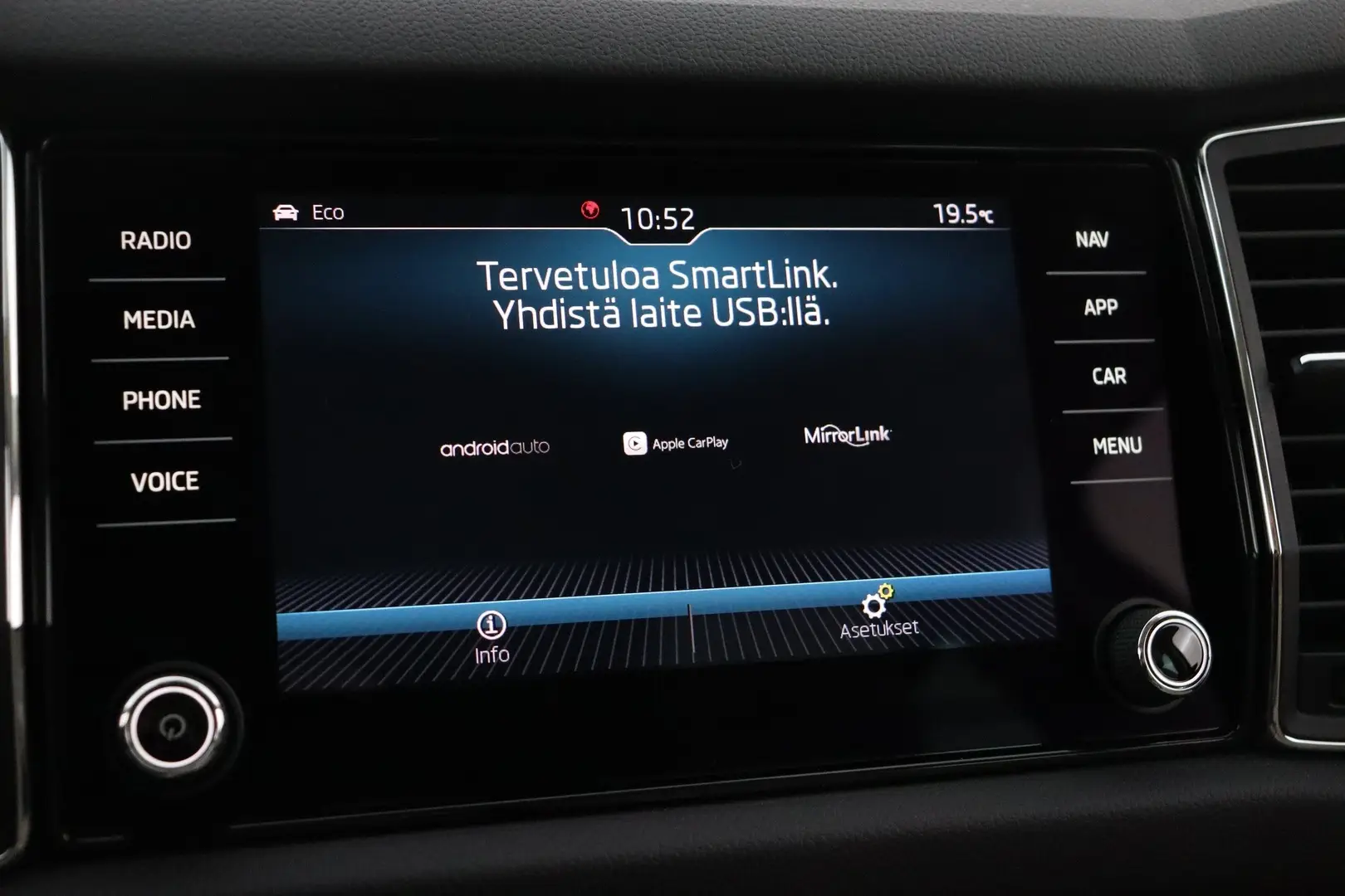 Car Image - Z7FpyXGeUV6y11VpFbhqC