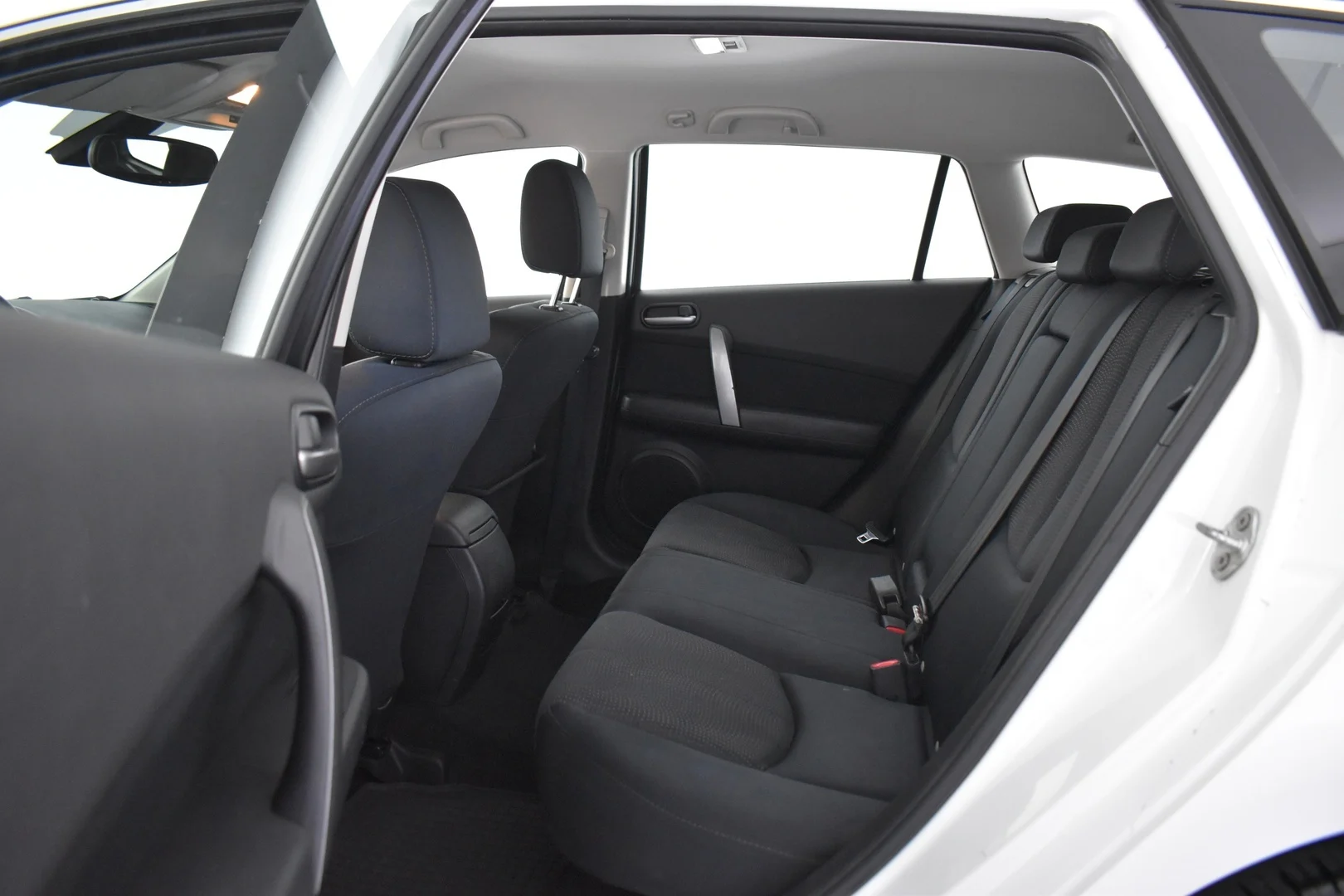 Car Image - 3qQPjJq2GD8cRu7Y3iTfFV