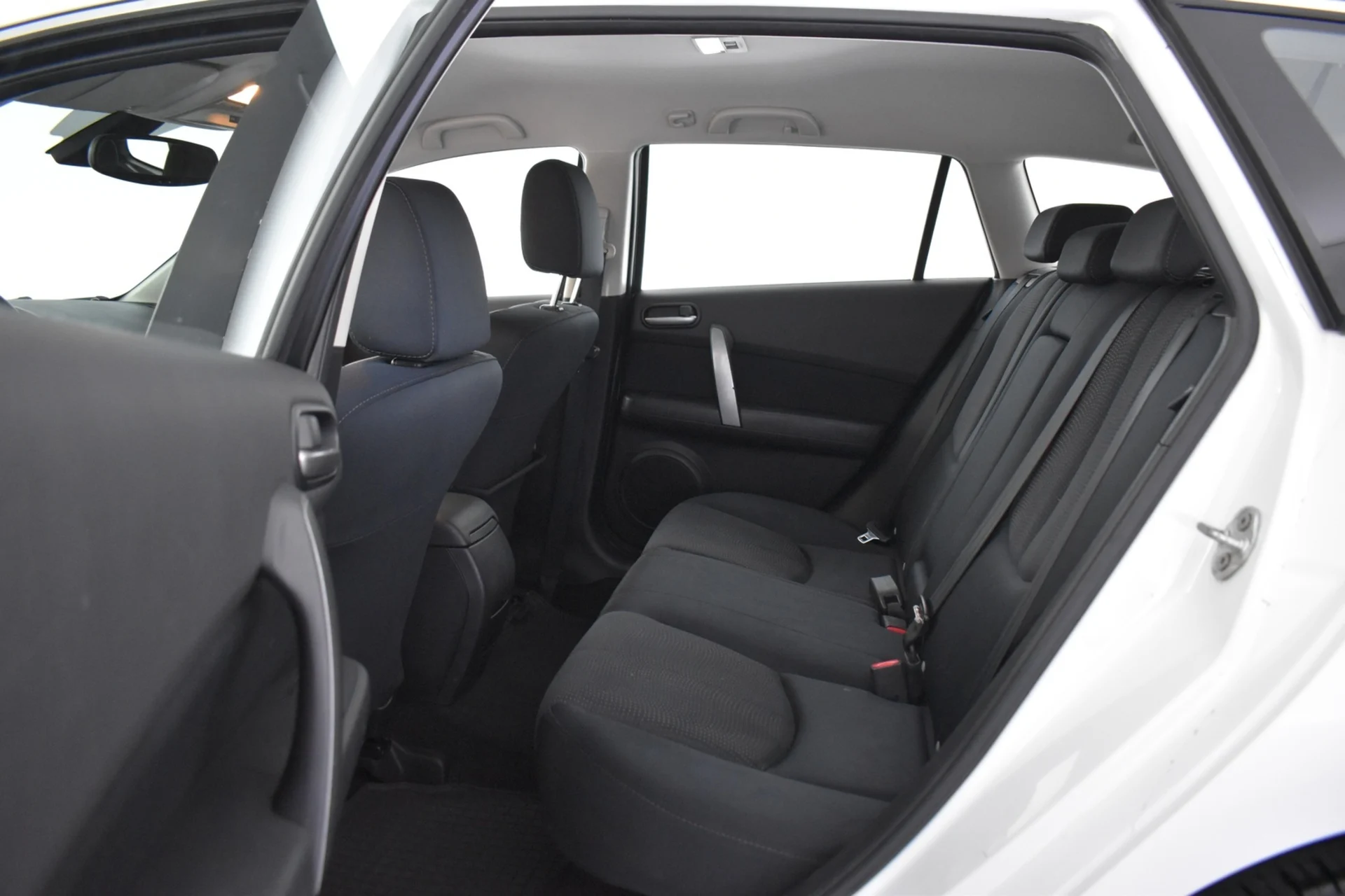 Car Image - 3qQPjJq2GD8cRu7Y3iTfFV