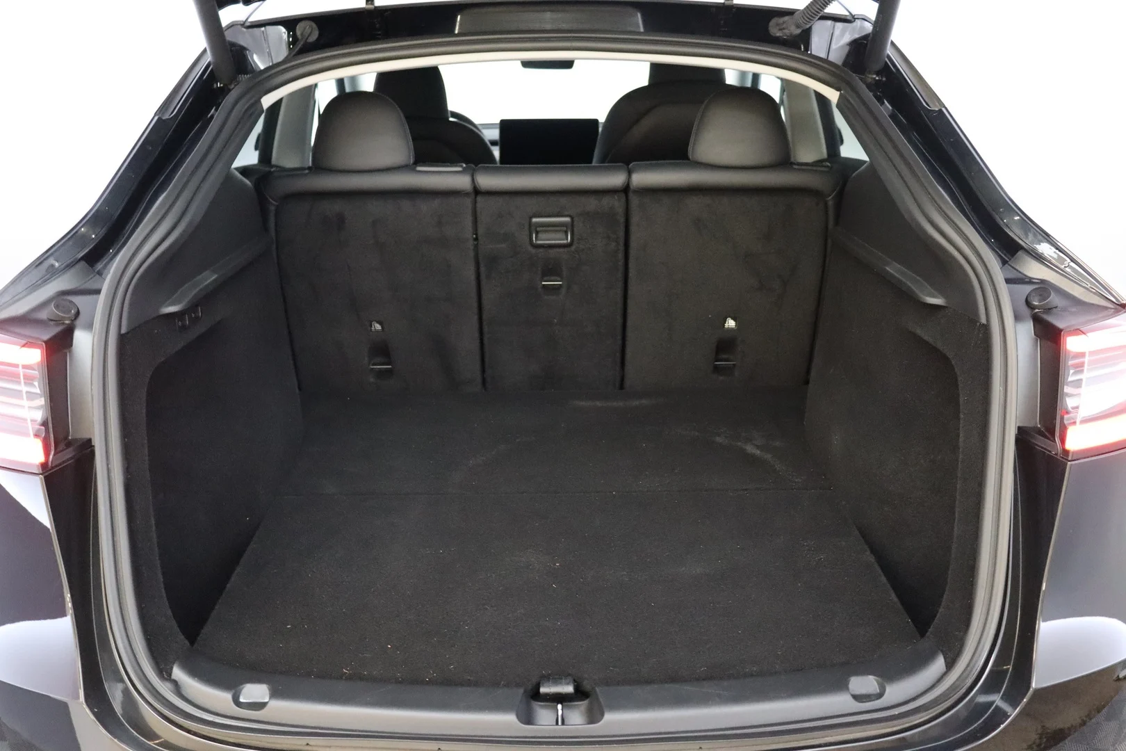 Car Image - 3MqsnEzOALhSzd5xzVzNVw