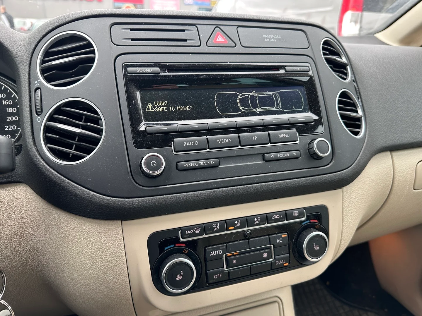 Car Image - 6Pzg04TfHC0PLLzvw6NVRv