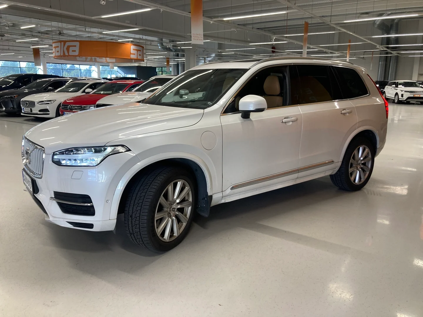 Car Image - Cs3963j0iIfHXpr3eGmoq