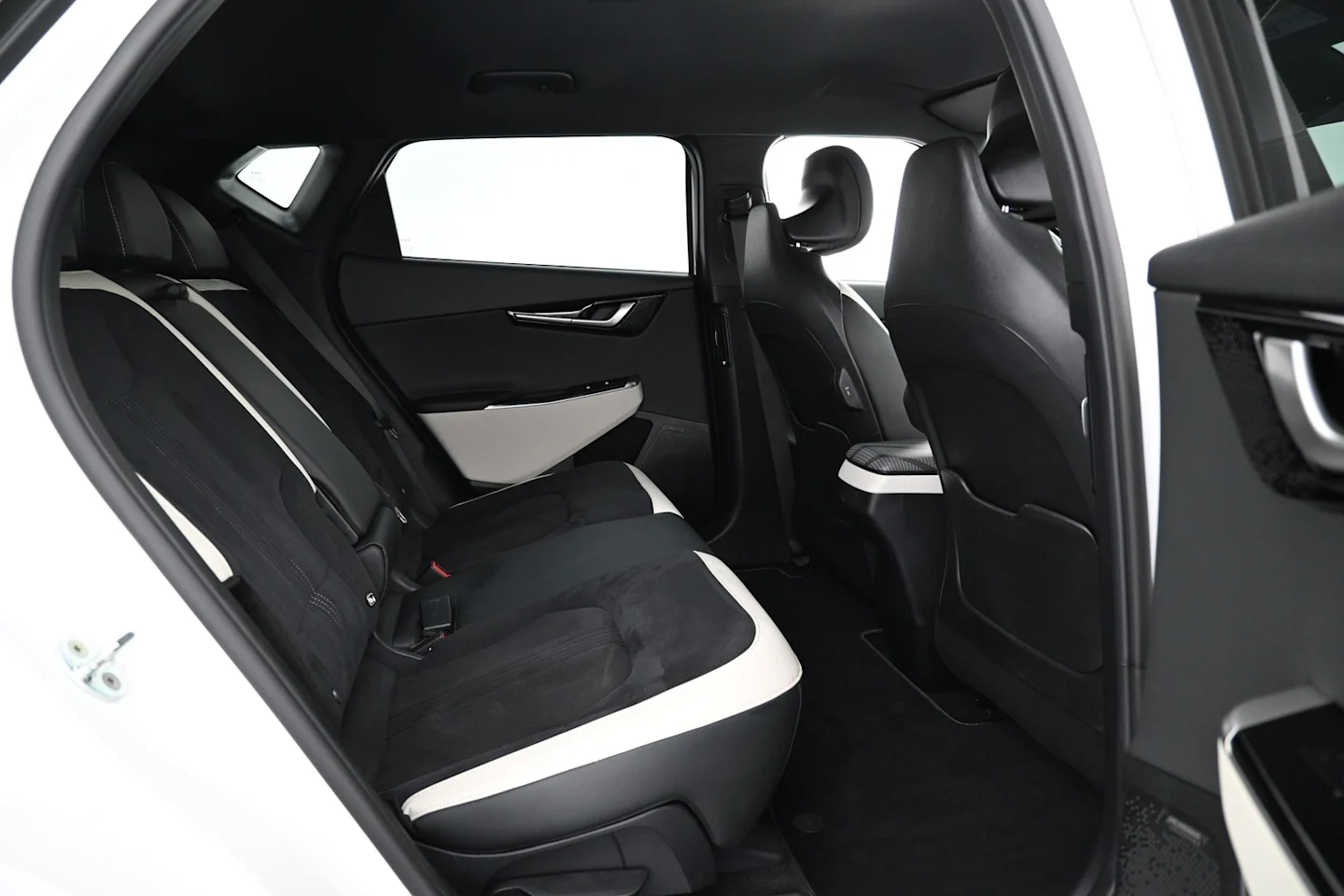 Car Image - 1Pgj514yet48N6tAF0rD3e