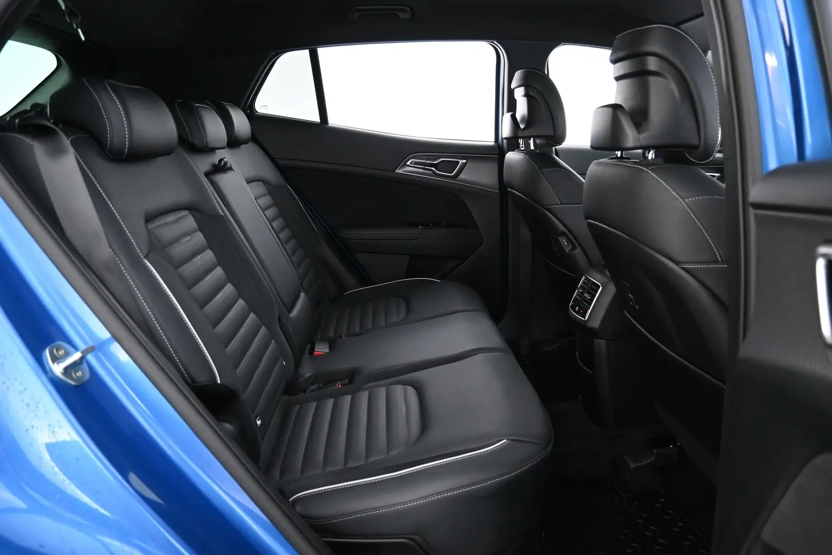 Car Image - 4S5RC6PTPbGFSrmMBFkD7G