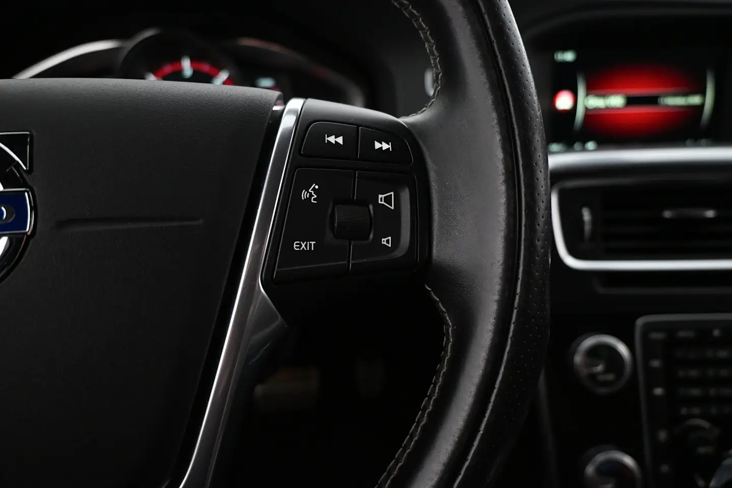 Car Image - 2a6RrzRoW0Datr04OZx5hr