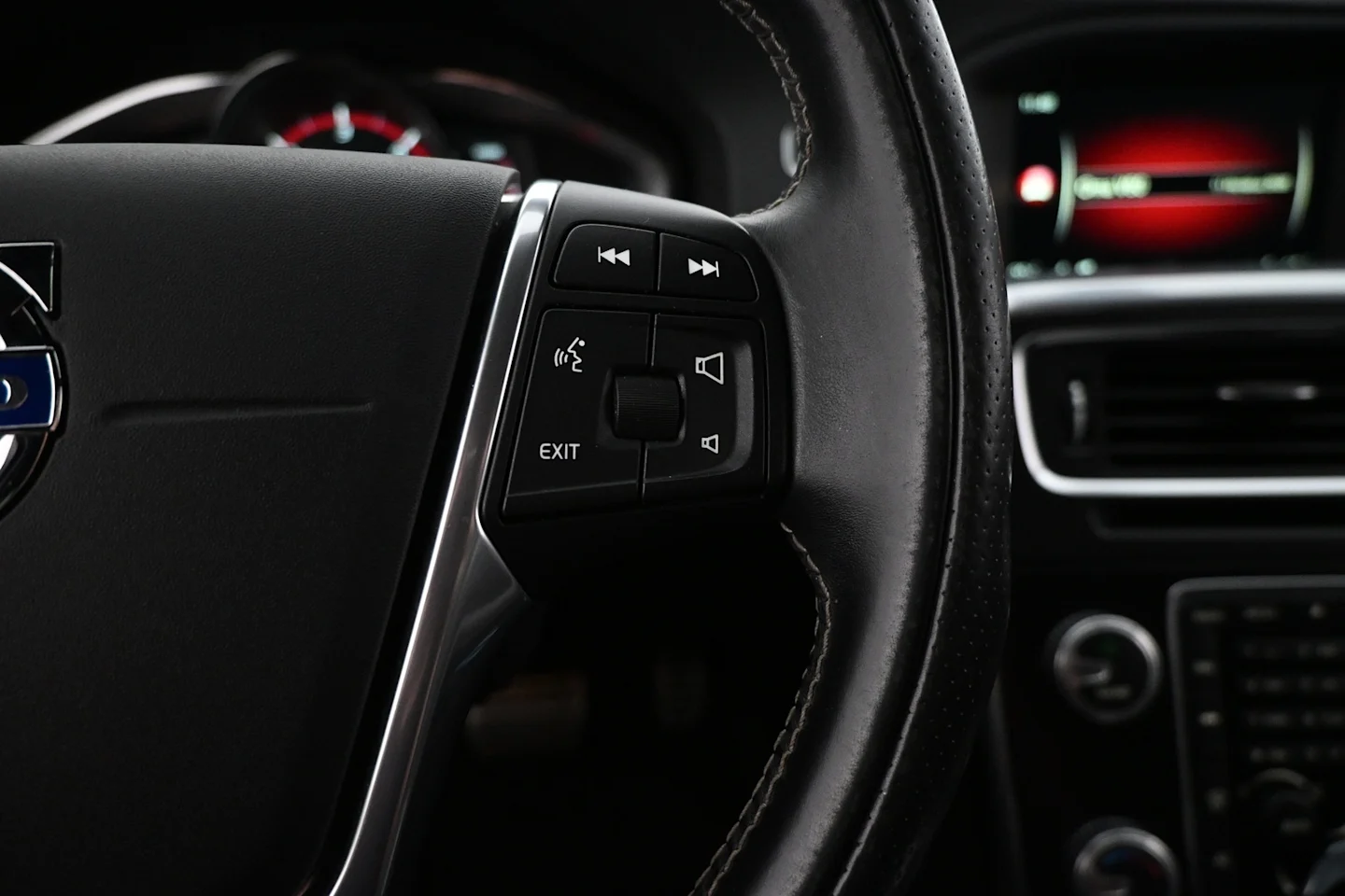 Car Image - 2a6RrzRoW0Datr04OZx5hr