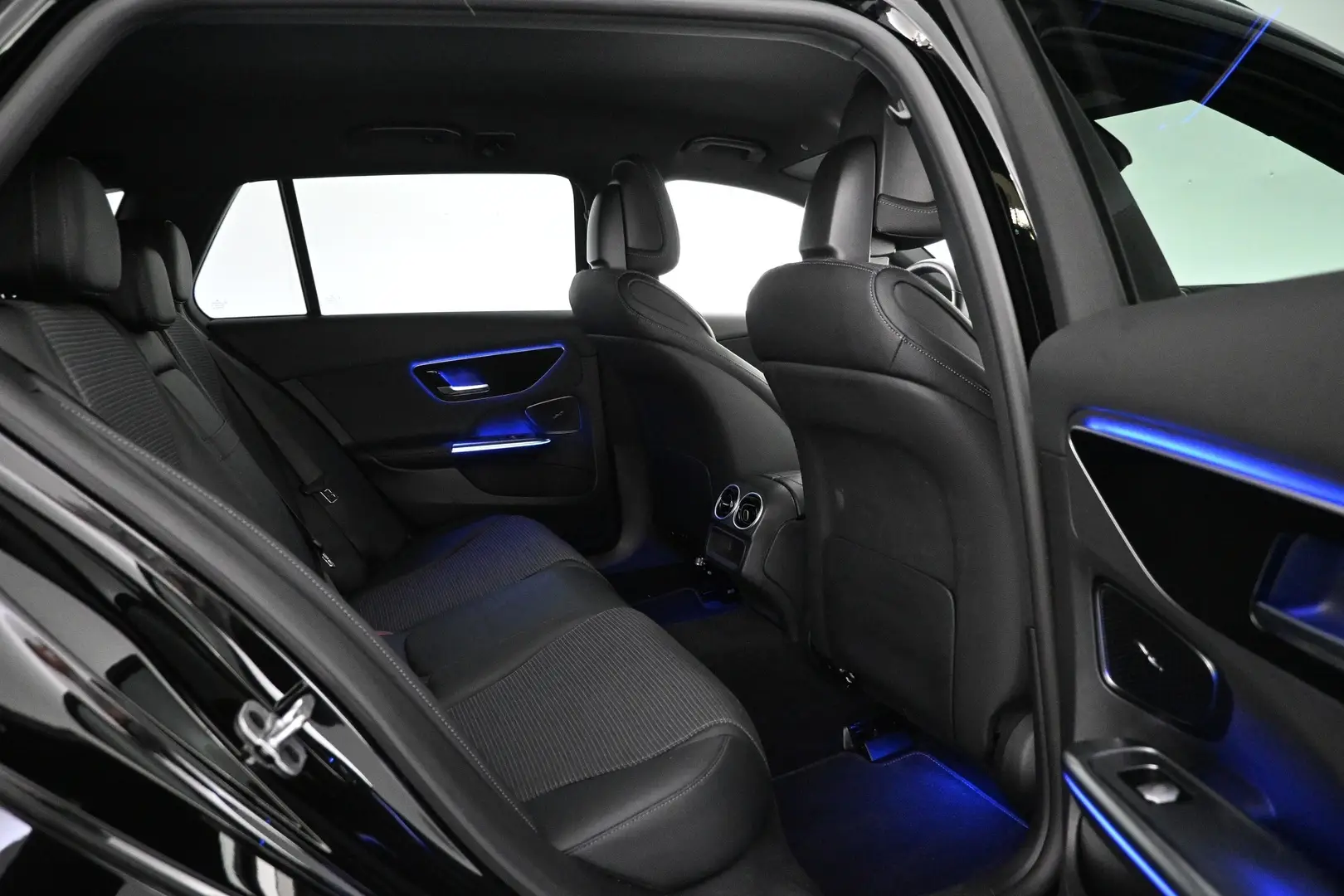 Car Image - 4okqmbTCxw3Ef7MEat0yO3