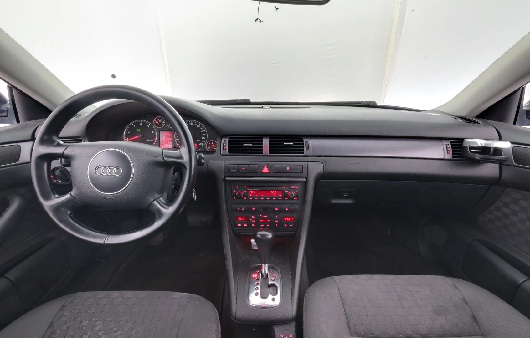 Car Image - 24xGJUJjM4DXAbuPrxcY0E
