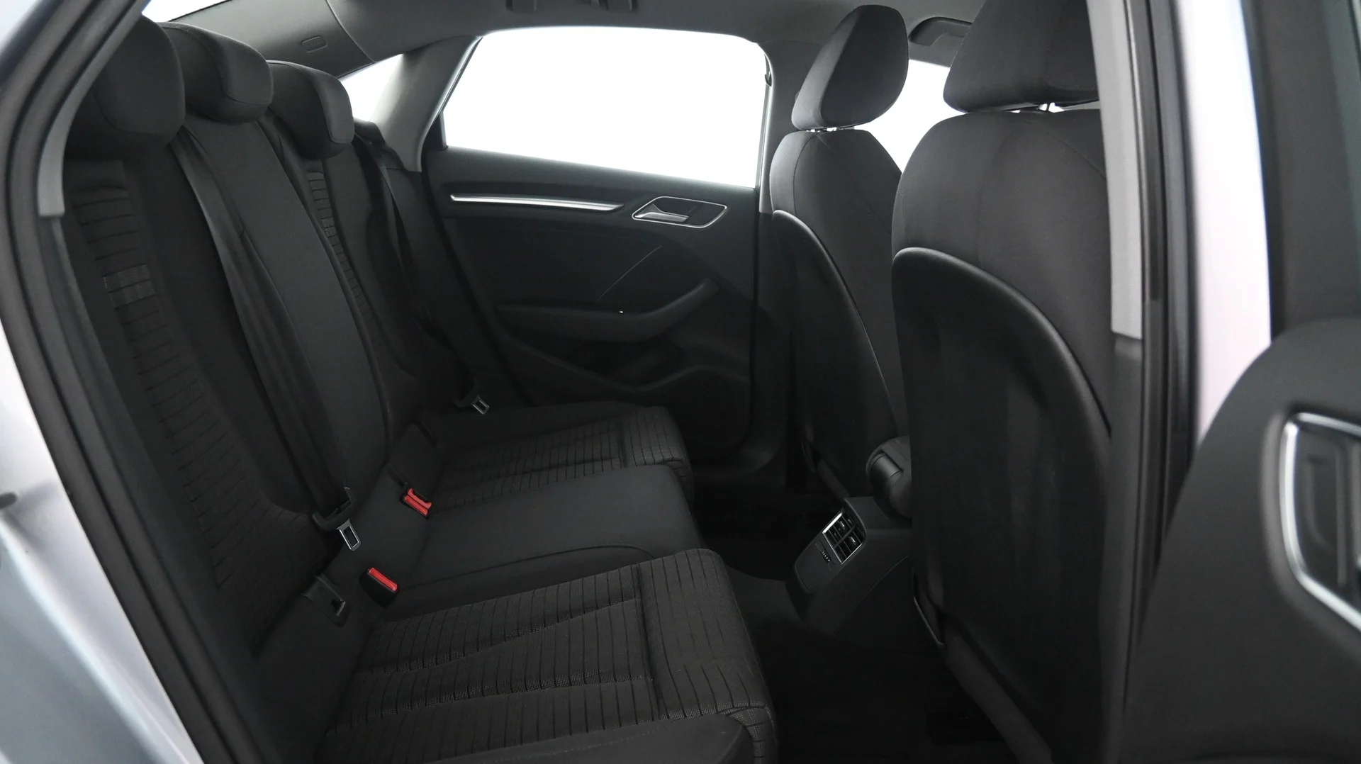 Car Image - 5JSr8OCDEe8EFrzbtDFAMq