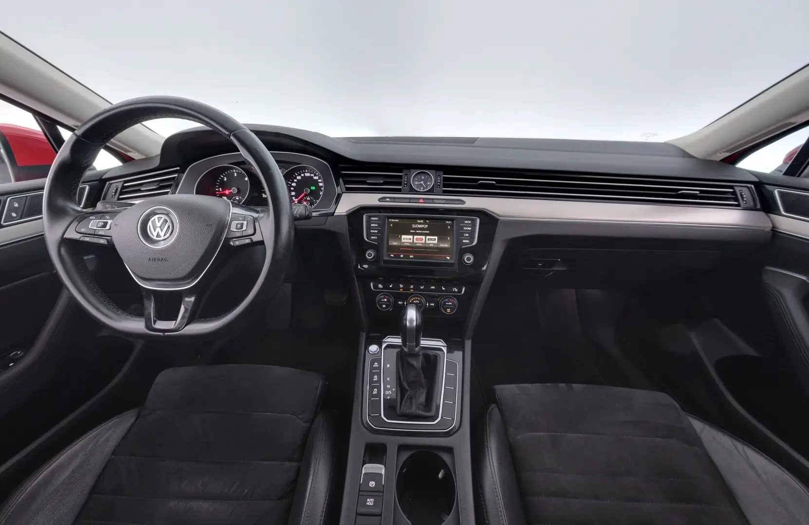 Car Image - 122x7YssbSUNpyDmKv81KM