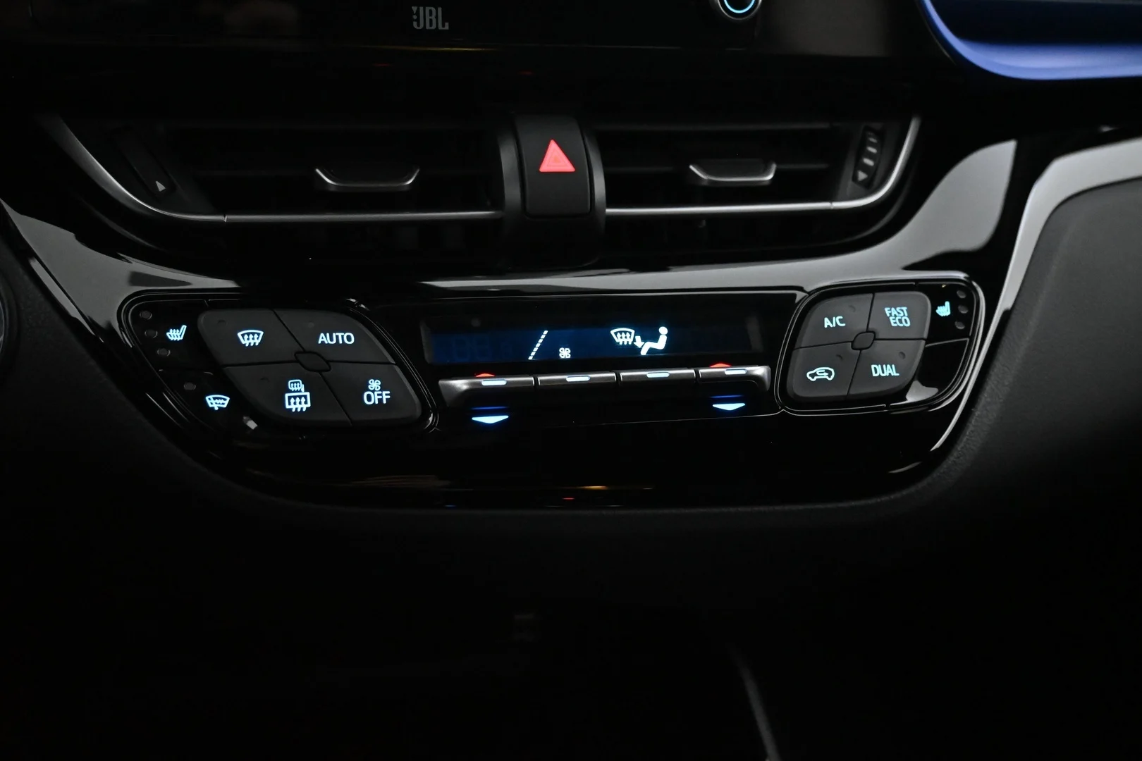 Car Image - 57PntZY4g1Idn82MbjsGuk