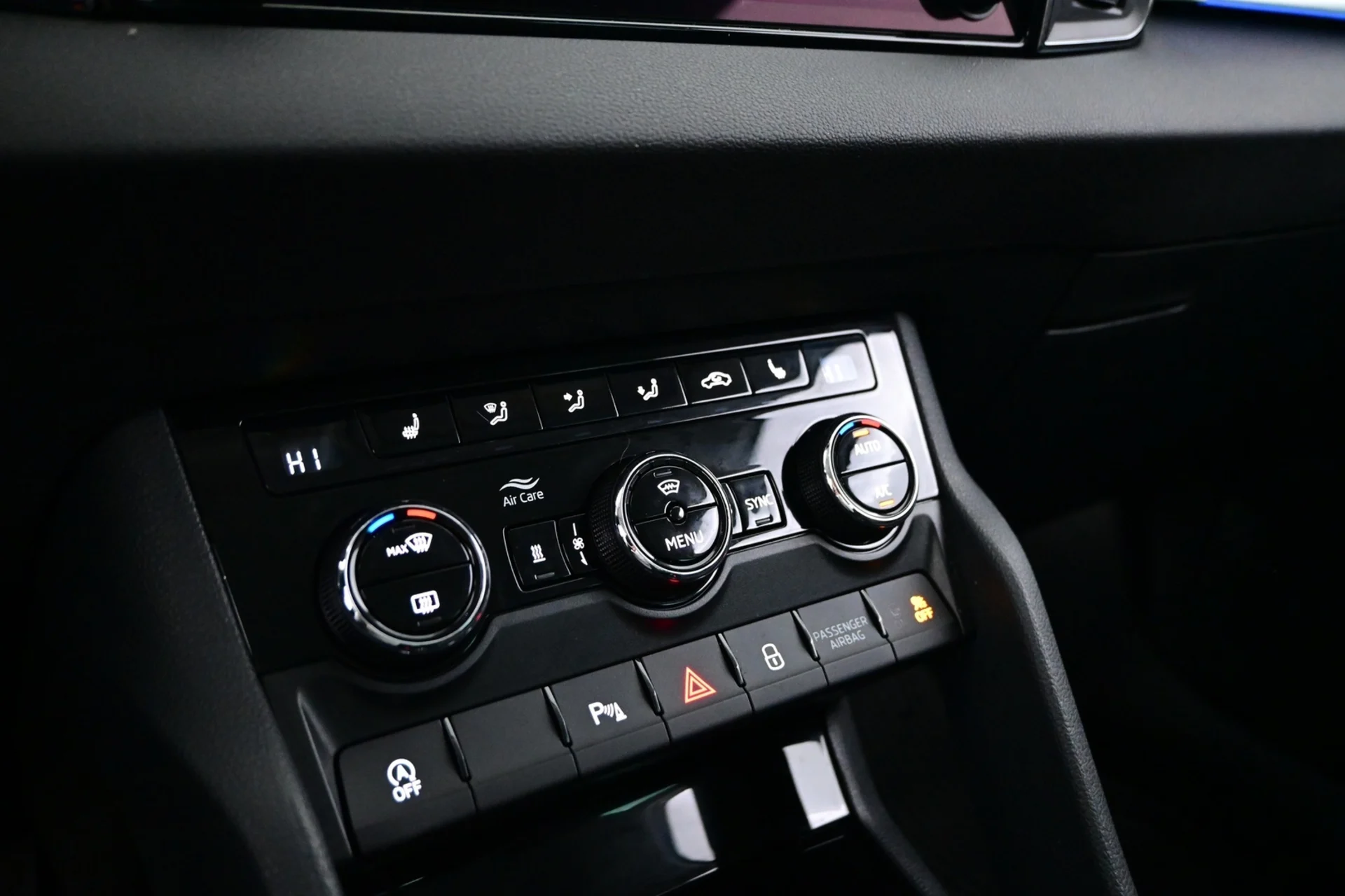 Car Image - 5aTx7fWPMoFtra4GLgO4l