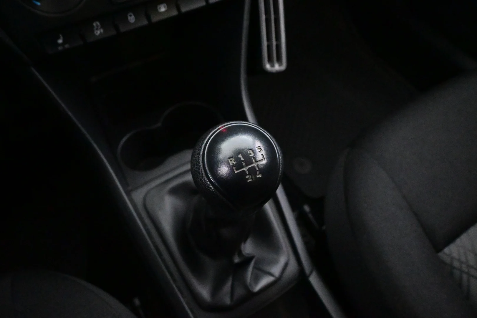 Car Image - 1gam6E0r478Z84i9skrd0e