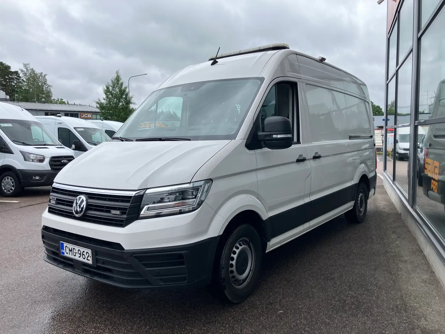 Car Image - 6TujzC3l3t2pVvOm5FiQR9