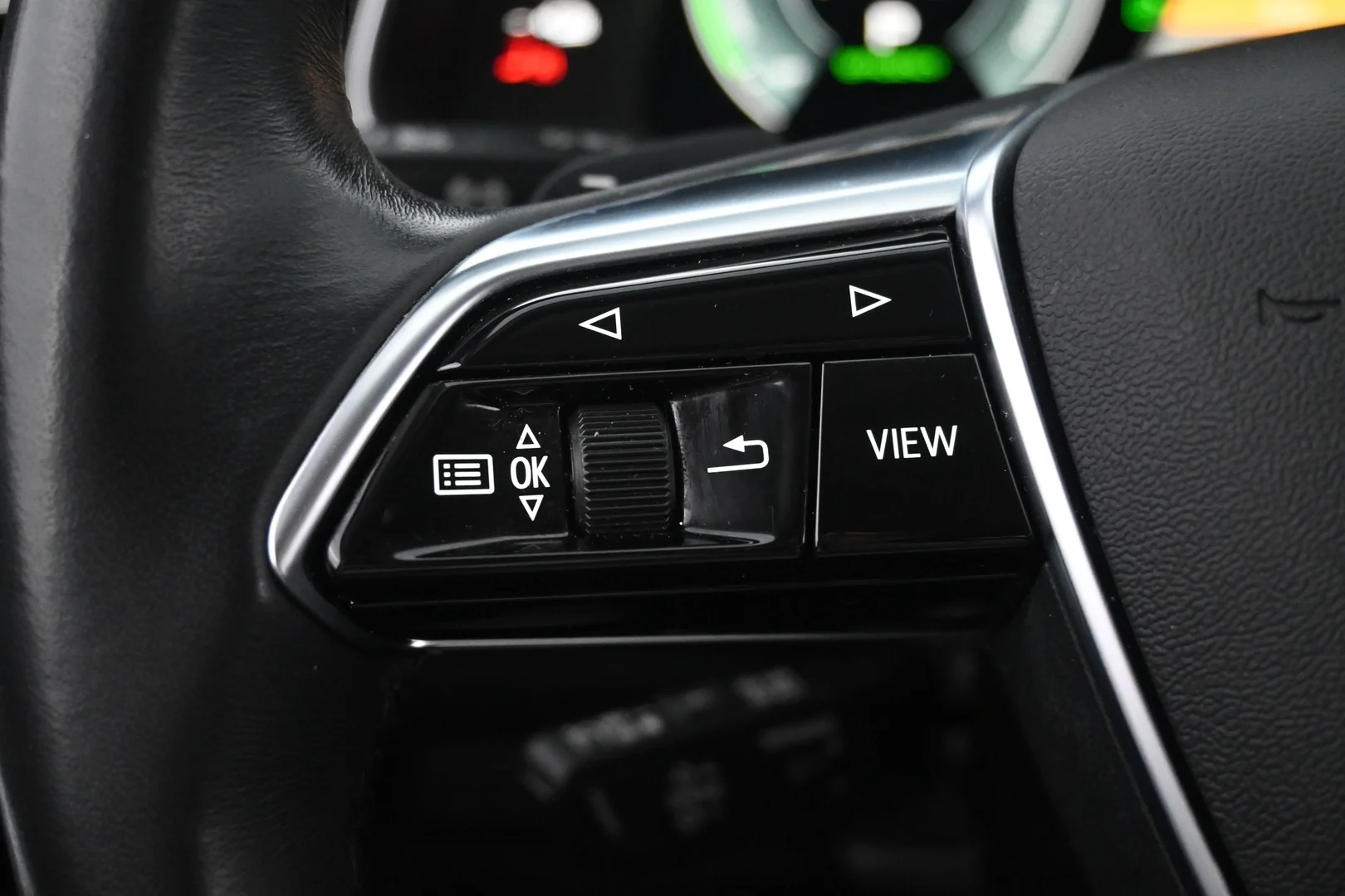 Car Image - 7HuGSiPdi3bKCbZ1jlvW6j