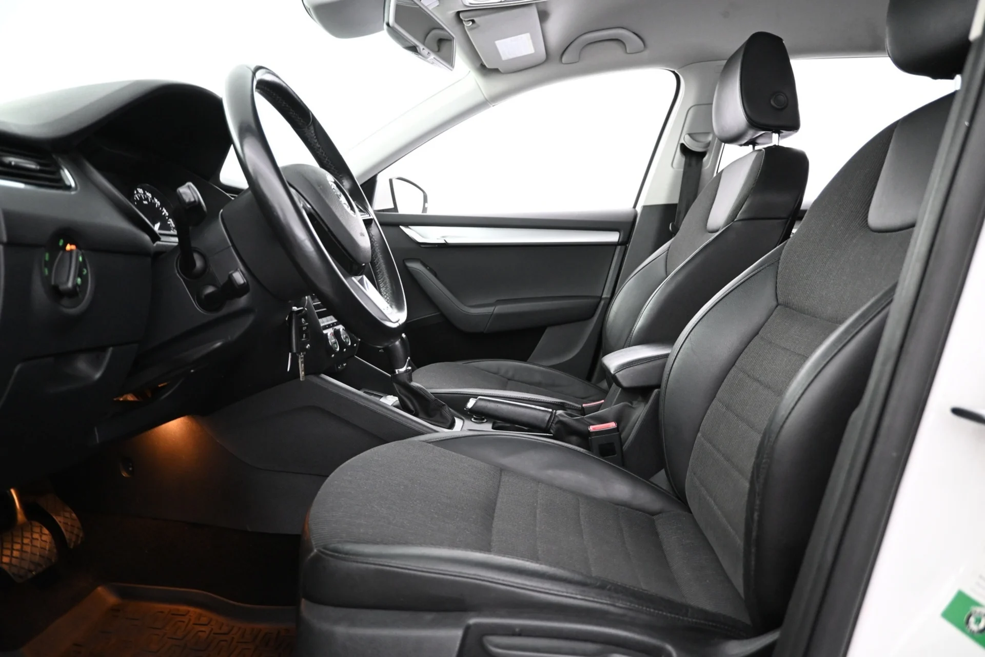 Car Image - 5MAbh9qPwFxQEQFQnXCrOO
