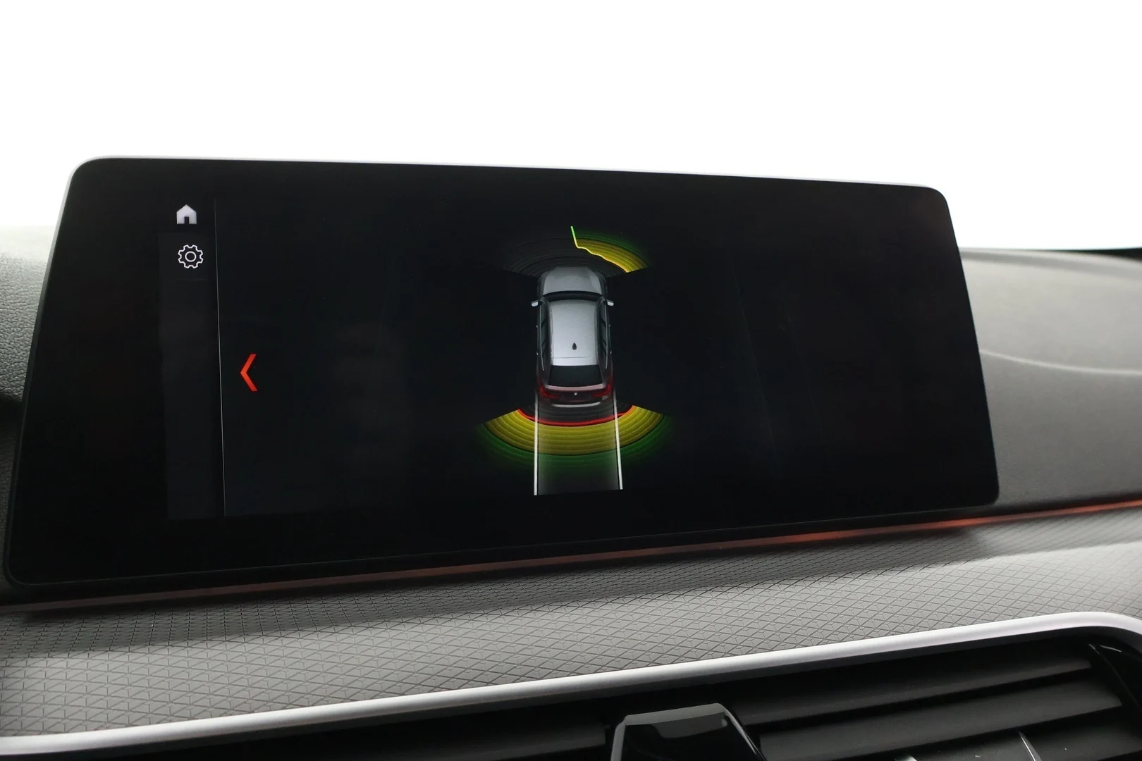 Car Image - 3DmOA0bsZYt5keZviipcvn