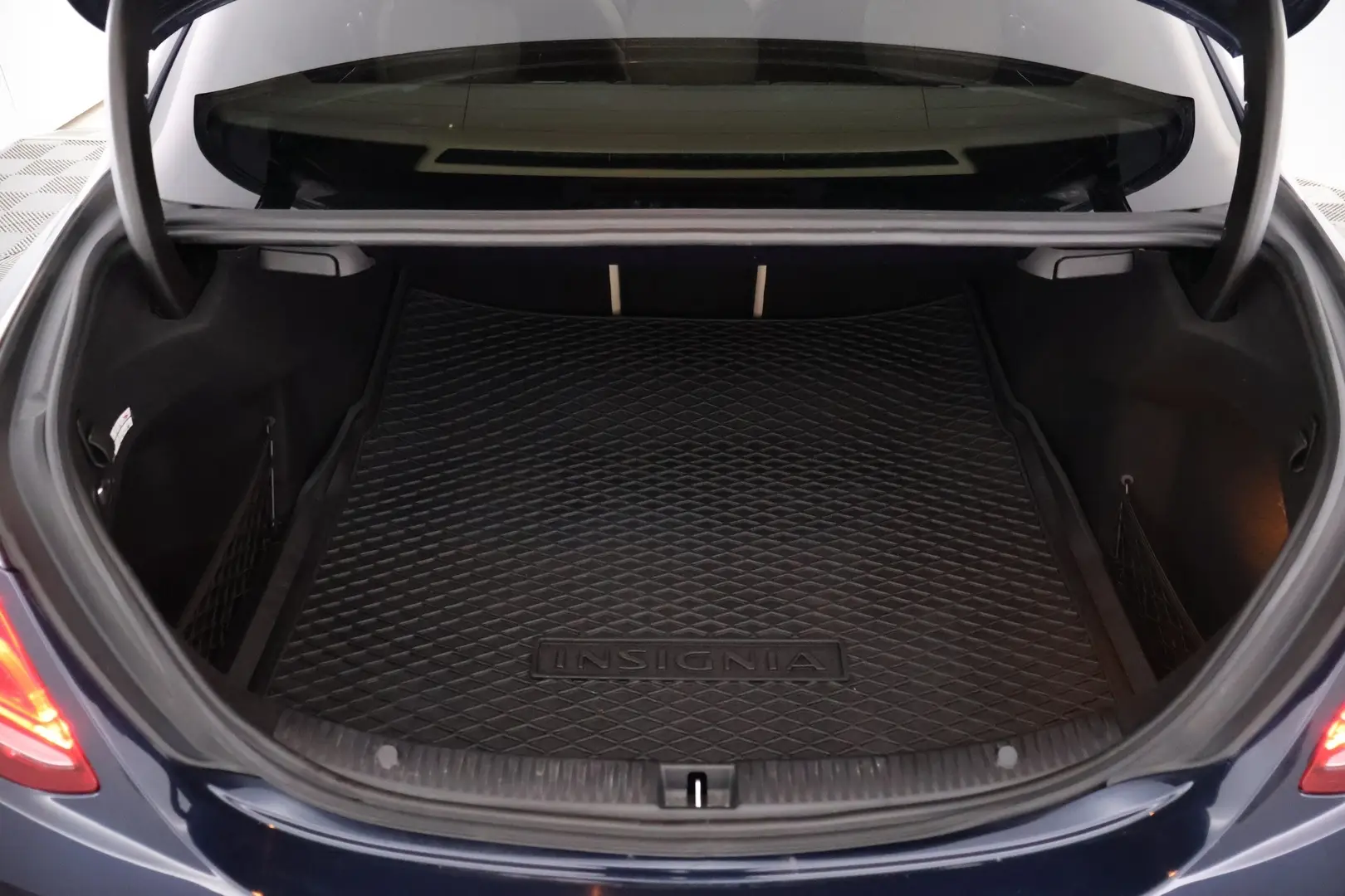 Car Image - 6J5slcfQNsEc3LxHjfpgeA